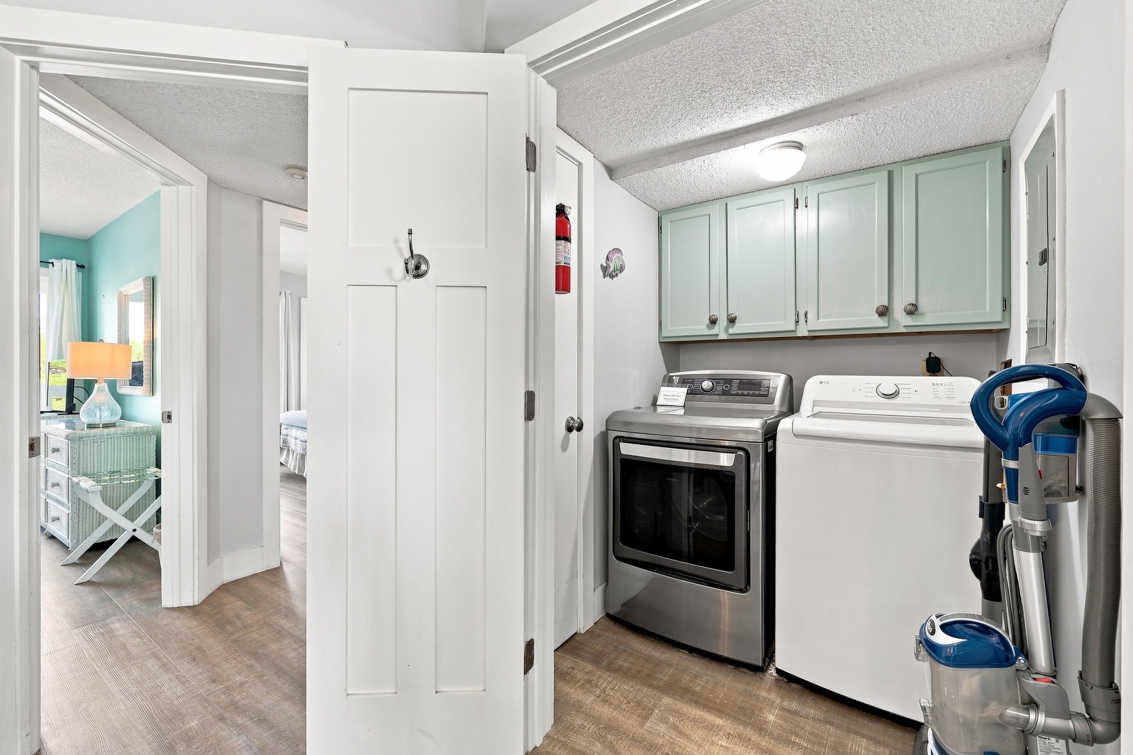 Oma’s Emerald Retreat | Dedicated Laundry Room