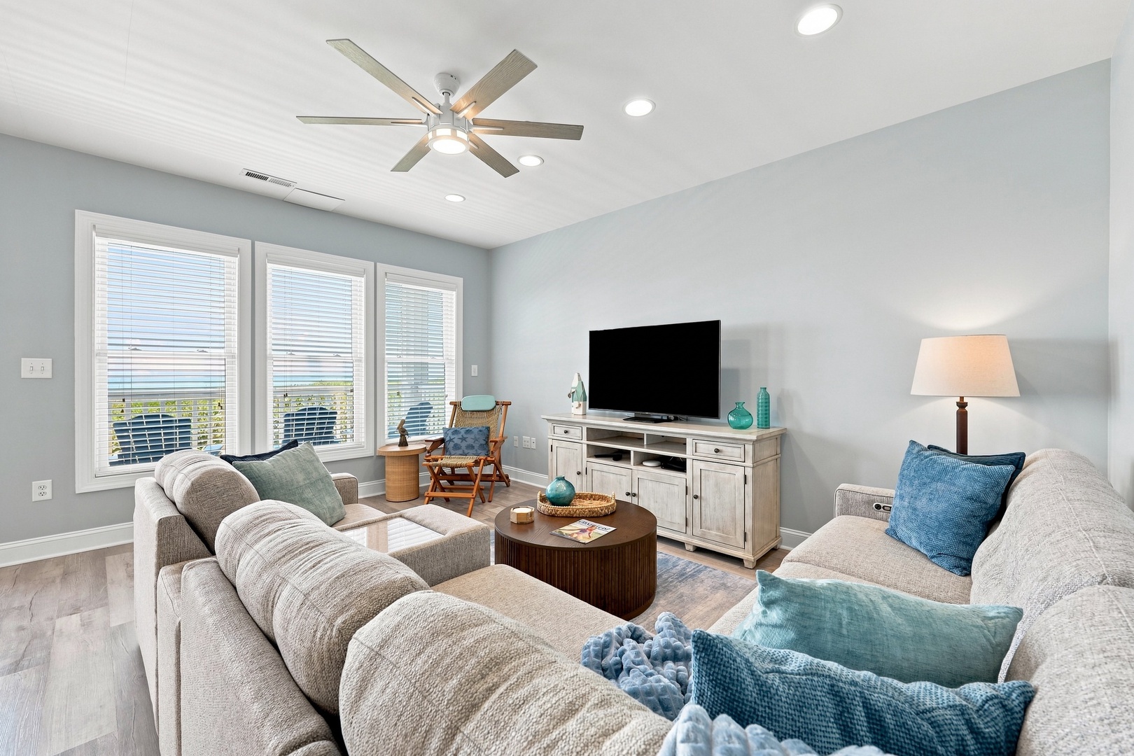 Ocean Club Oasis | Living Room