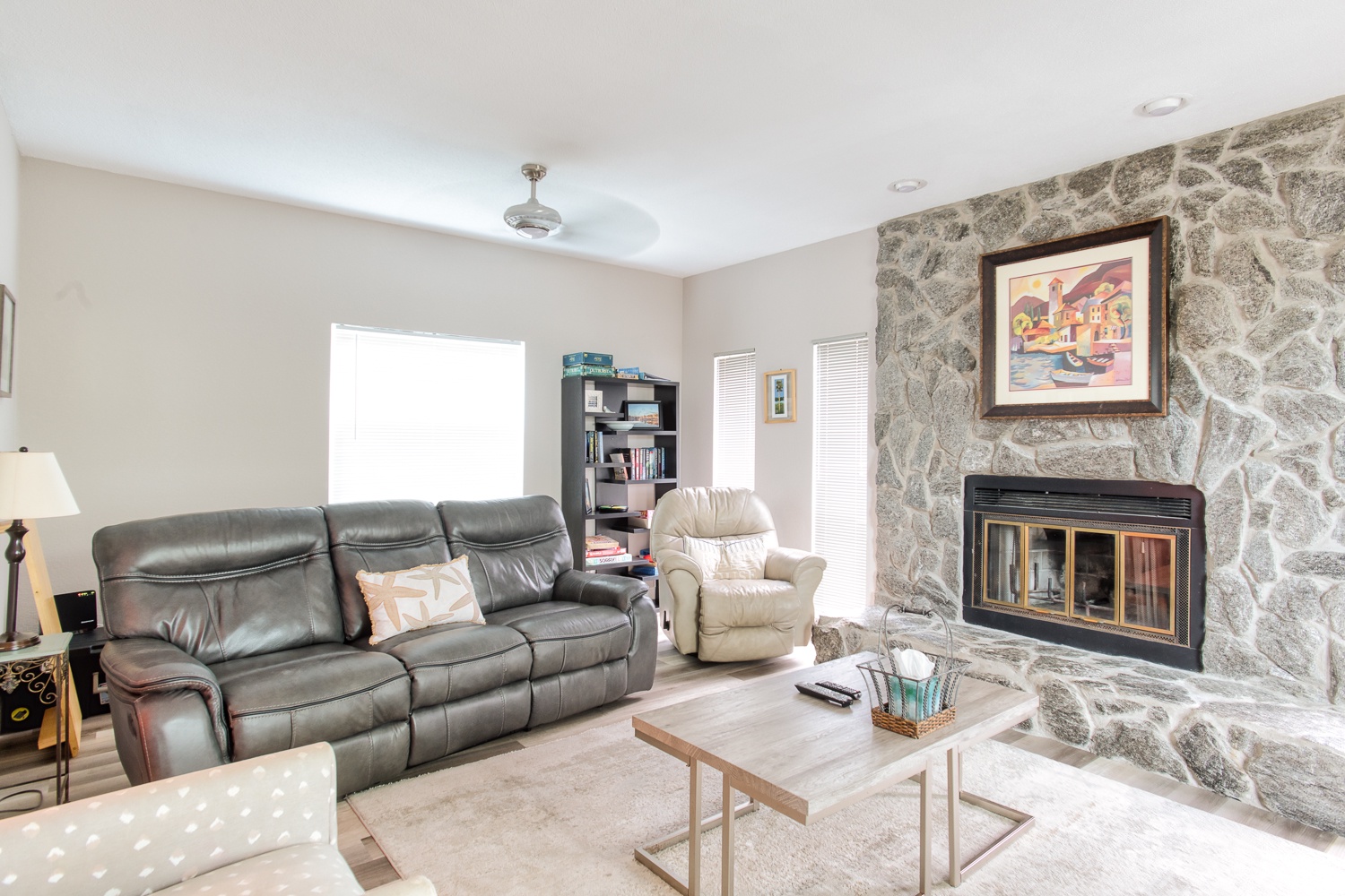 Isle Be Back living room 2024 no 3 (non-working fireplace)