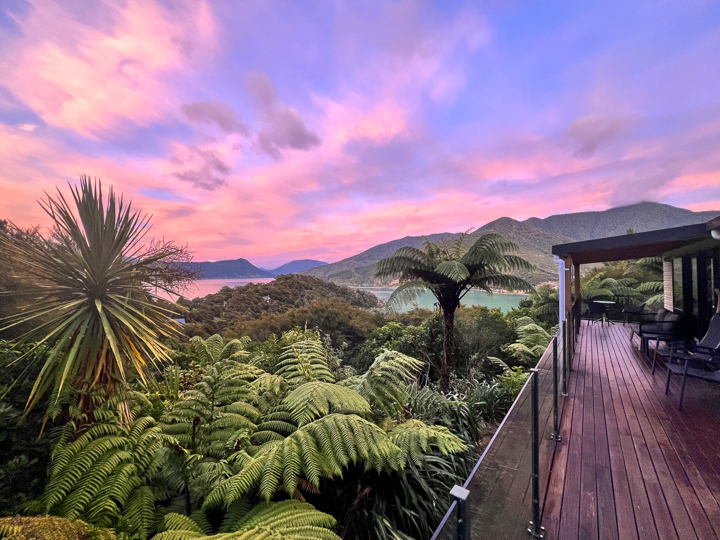 St Omer Hide Away, Marlborough, NZ