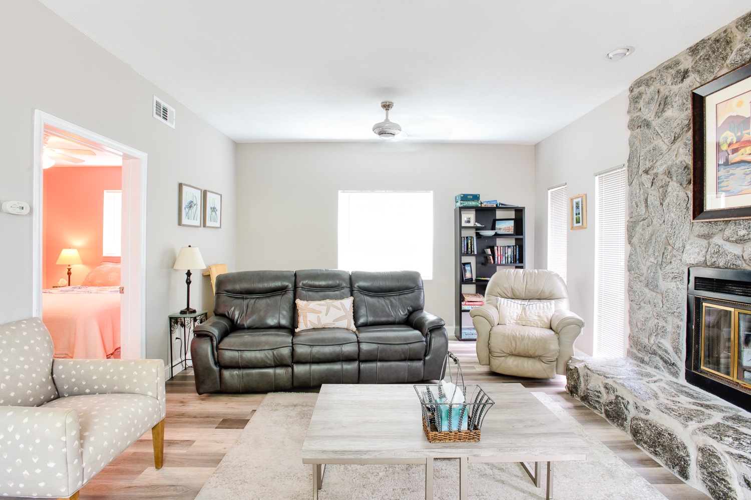 Isle Be Back living room 2024 no 2