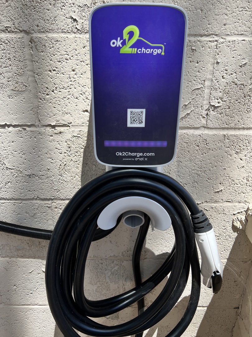 Desert Oasis OK2Charge - scan the QR code and start charging your EV