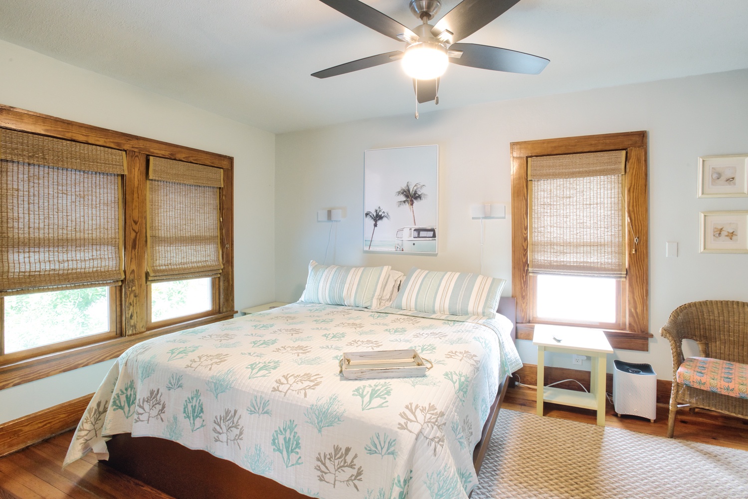 Bedroom with king bed and Helix Midnight Luxe mattress new 2025