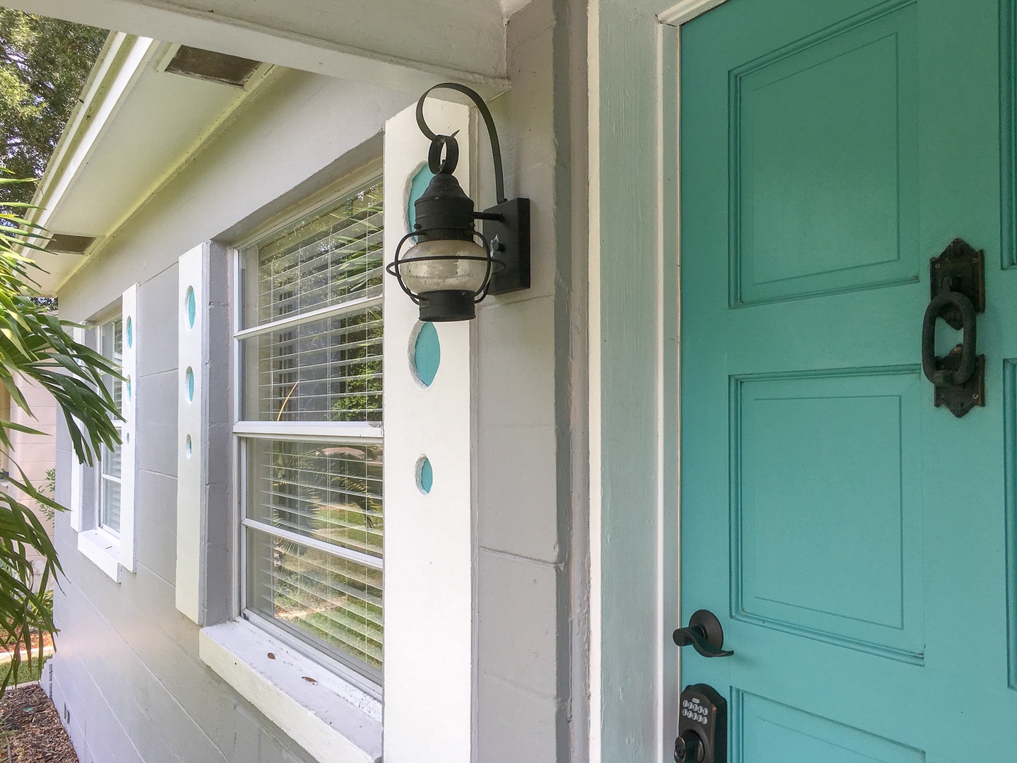 kr 1500 Bayou Beach Front Porch Sept 2019-6