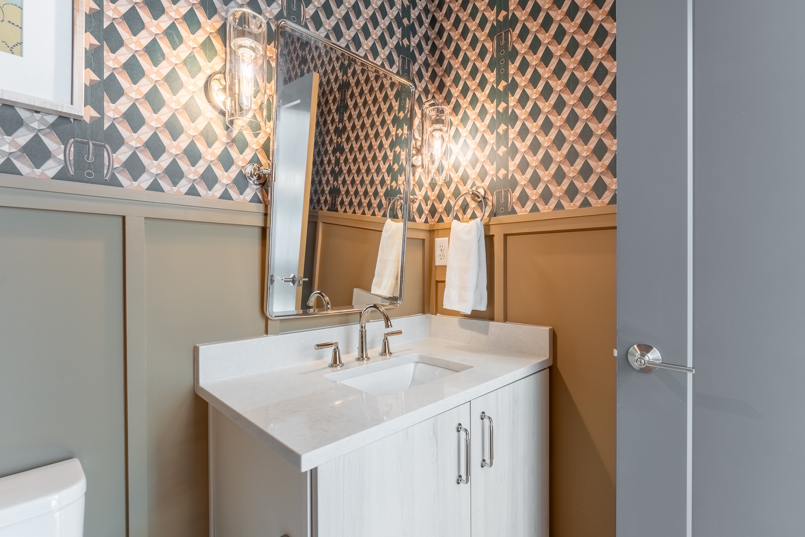 Jocelyn - Half Bathroom