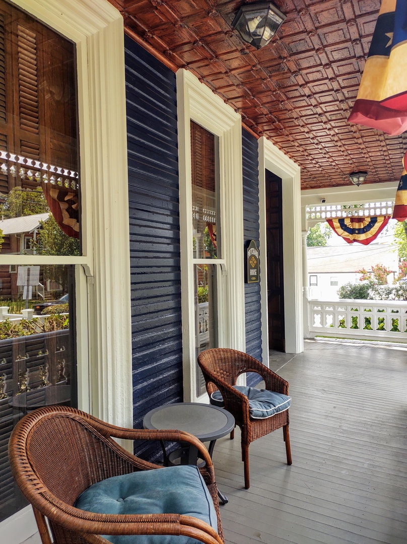 Market Street House - Porch Front