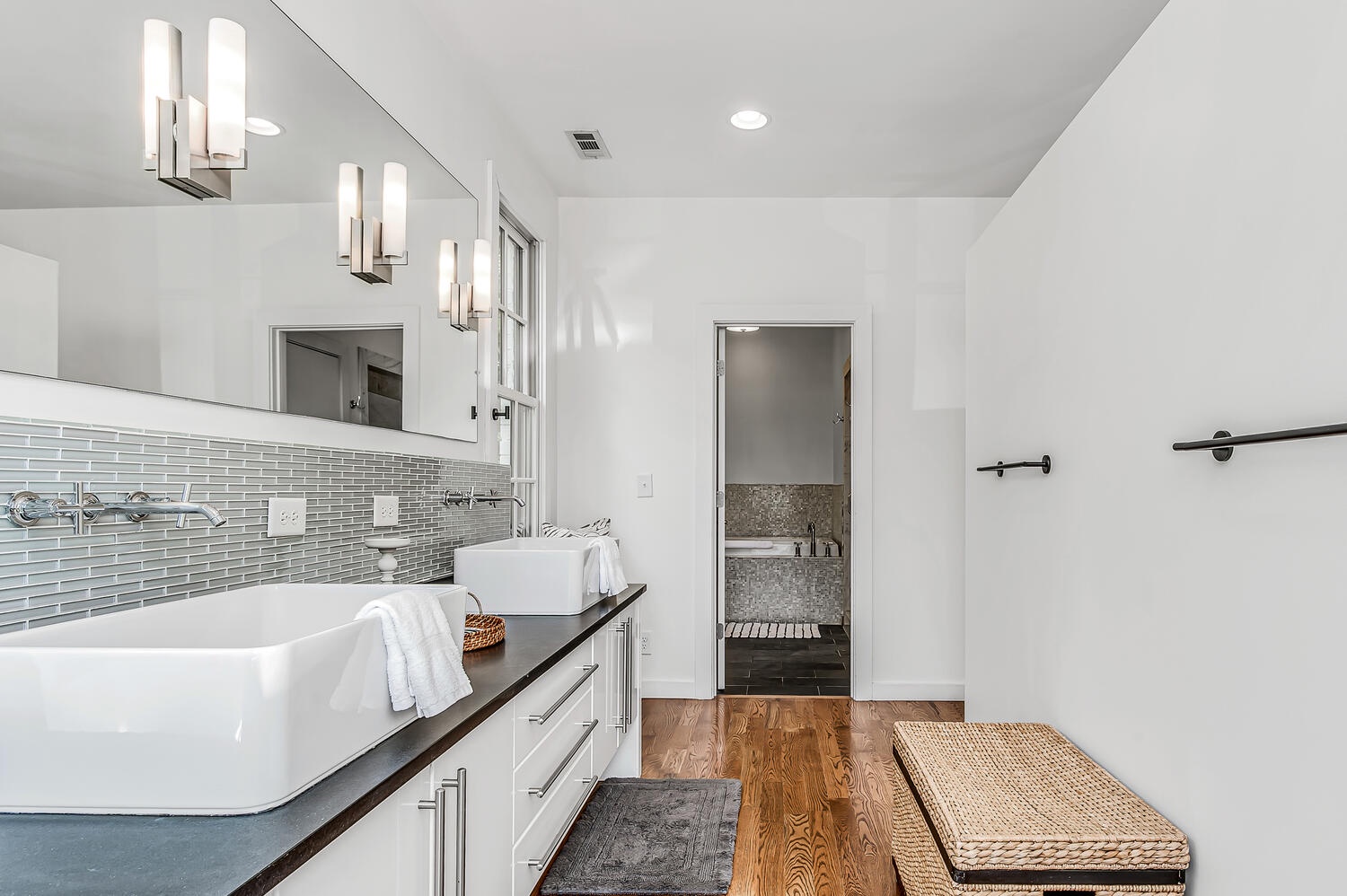 2111 B 10th Ave S Nashville TN-large-015-004-B 10th Ave S INTERIOR11-1500x999-72dpi