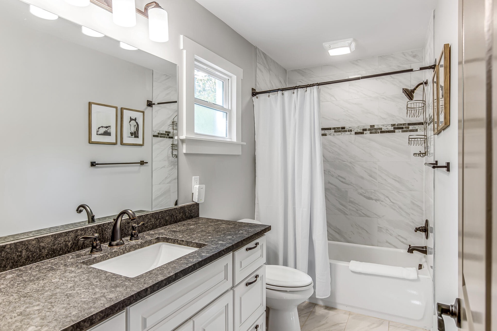 The Tinley Cottage-020-017-15-MLS_Size