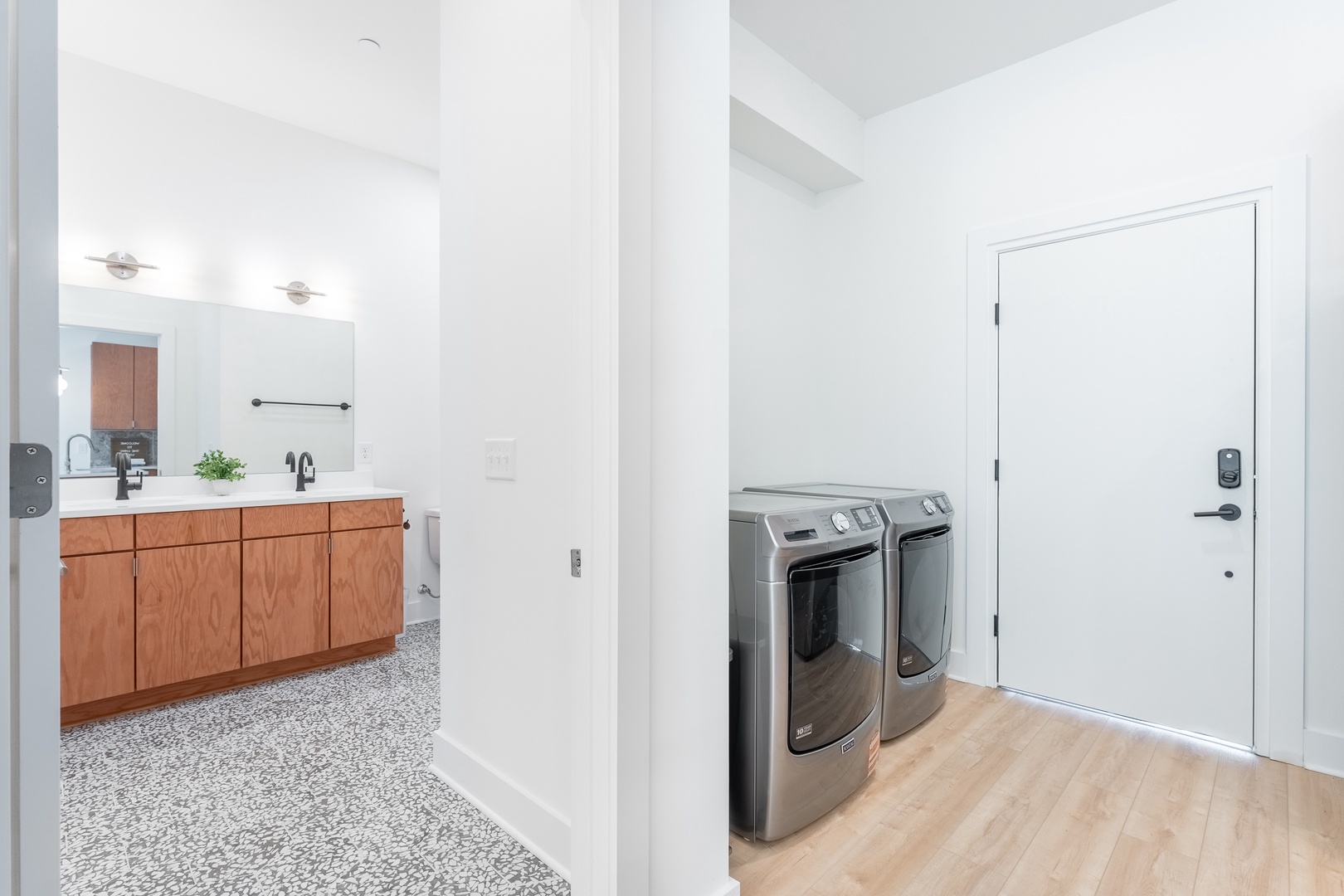 The Lyric Loft (LG) - 40