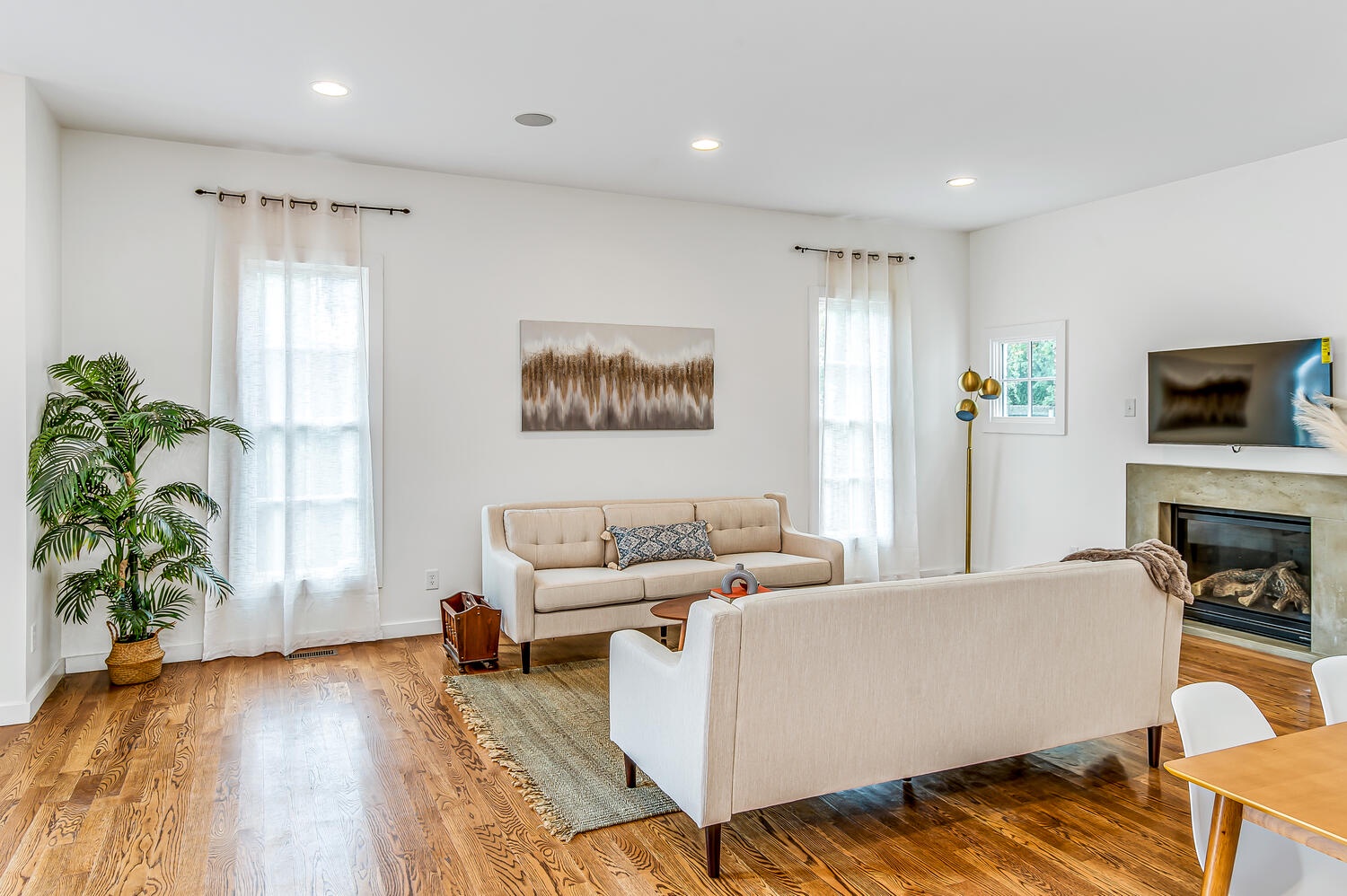 2111 B 10th Ave S Nashville TN-large-007-008-B 10th Ave S INTERIOR3-1500x999-72dpi