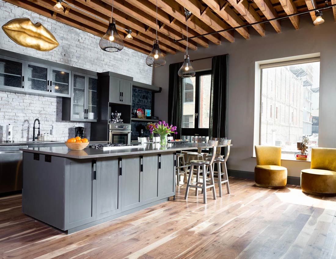 The Producer's Loft - 13