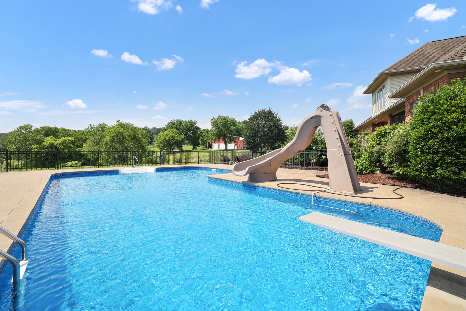 MC Pool House - 4
