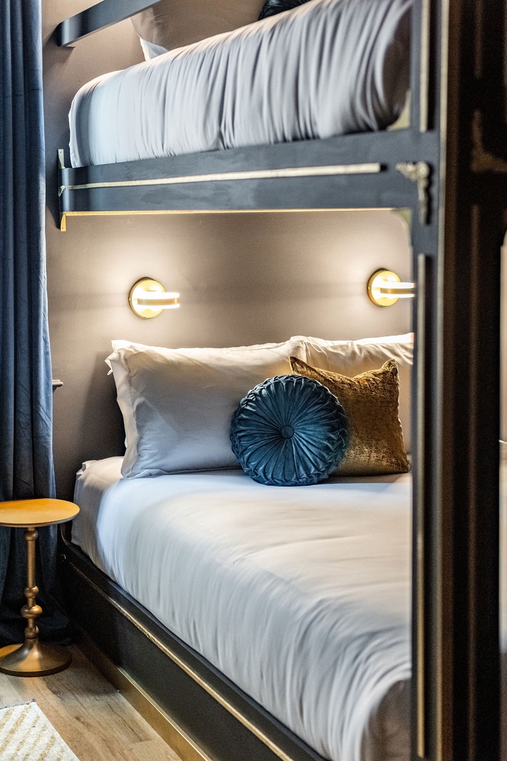 51st Bedroom