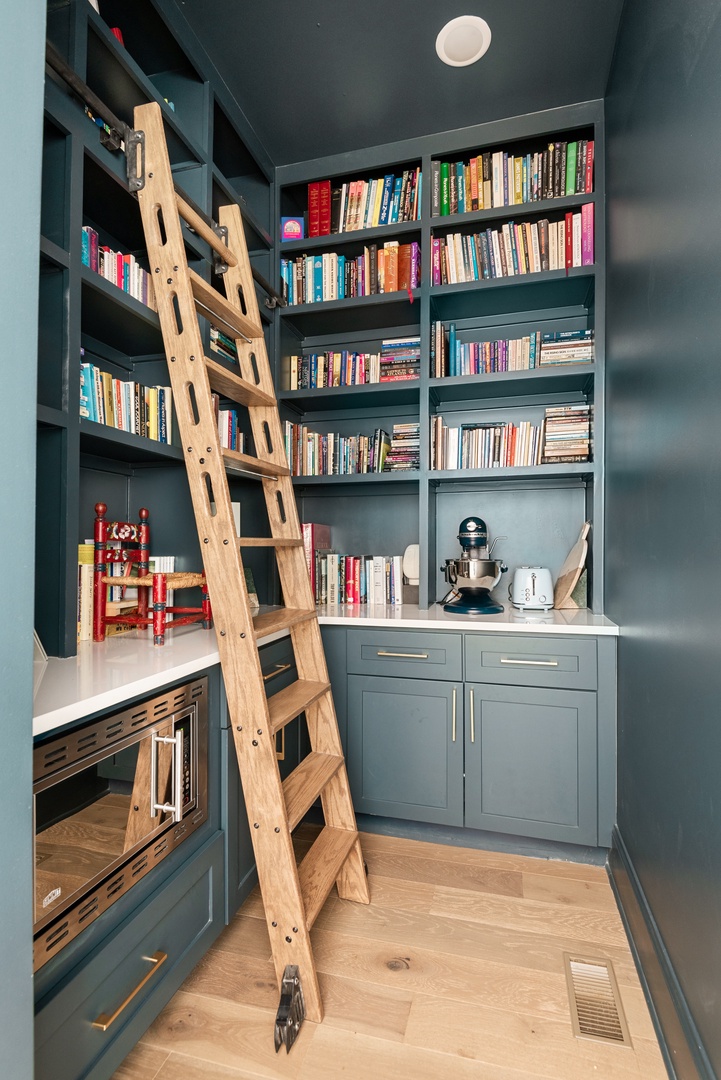 1007_Lischey_Ave_int_12