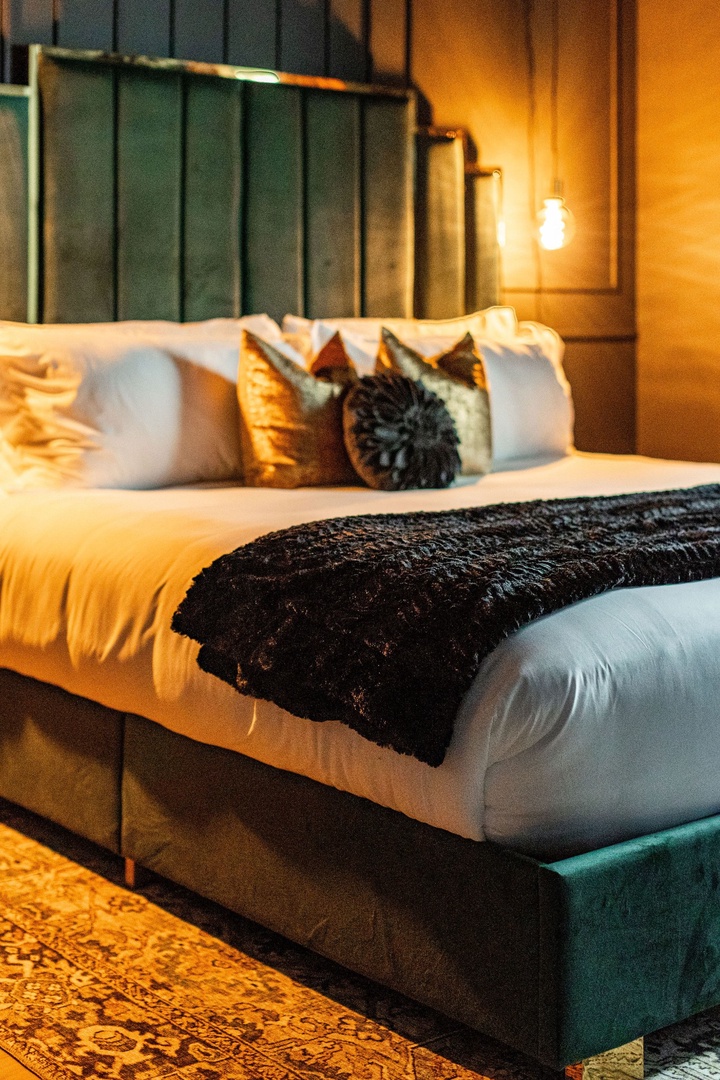 51st Bedroom