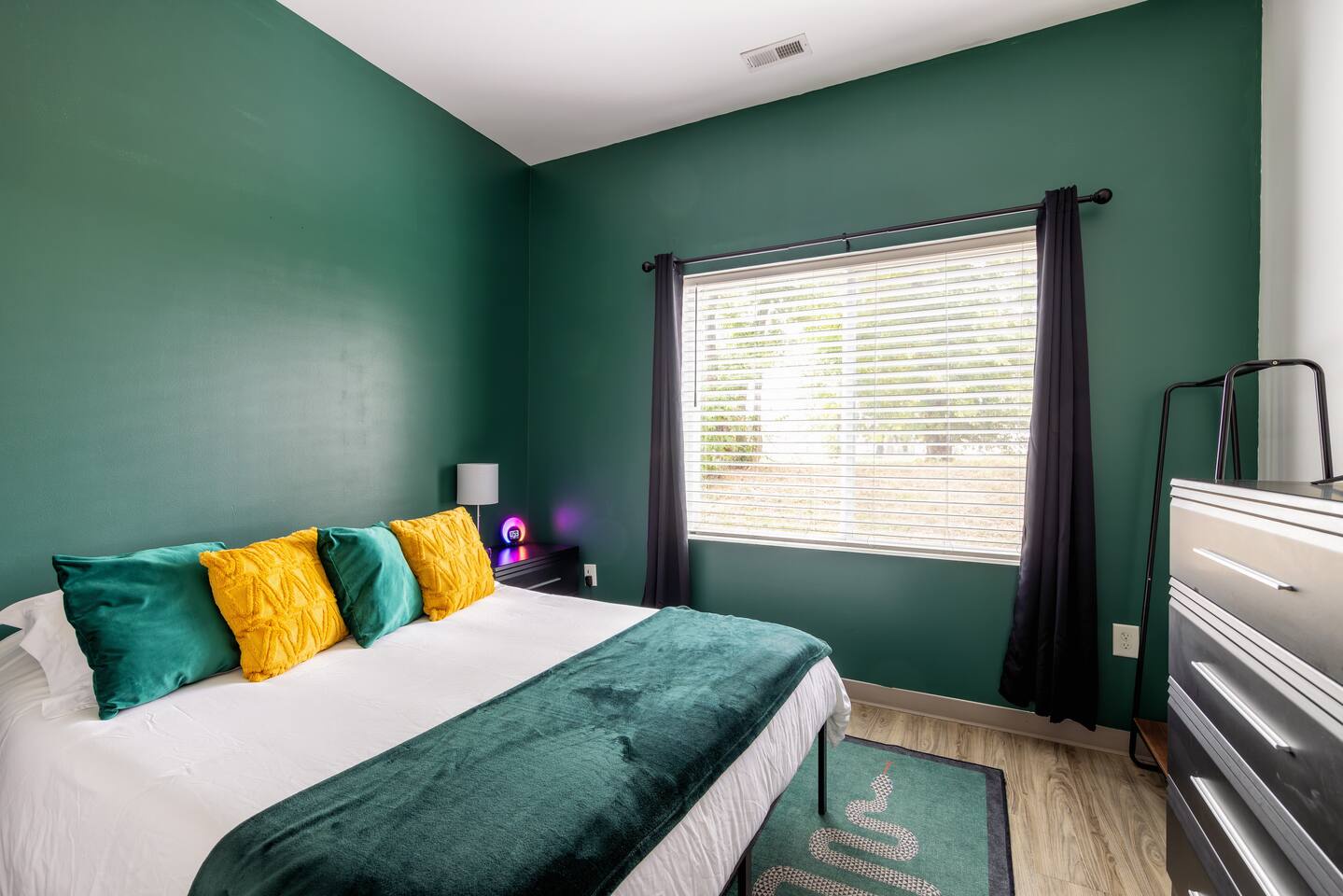 Tropical Hideaway Bedroom 3