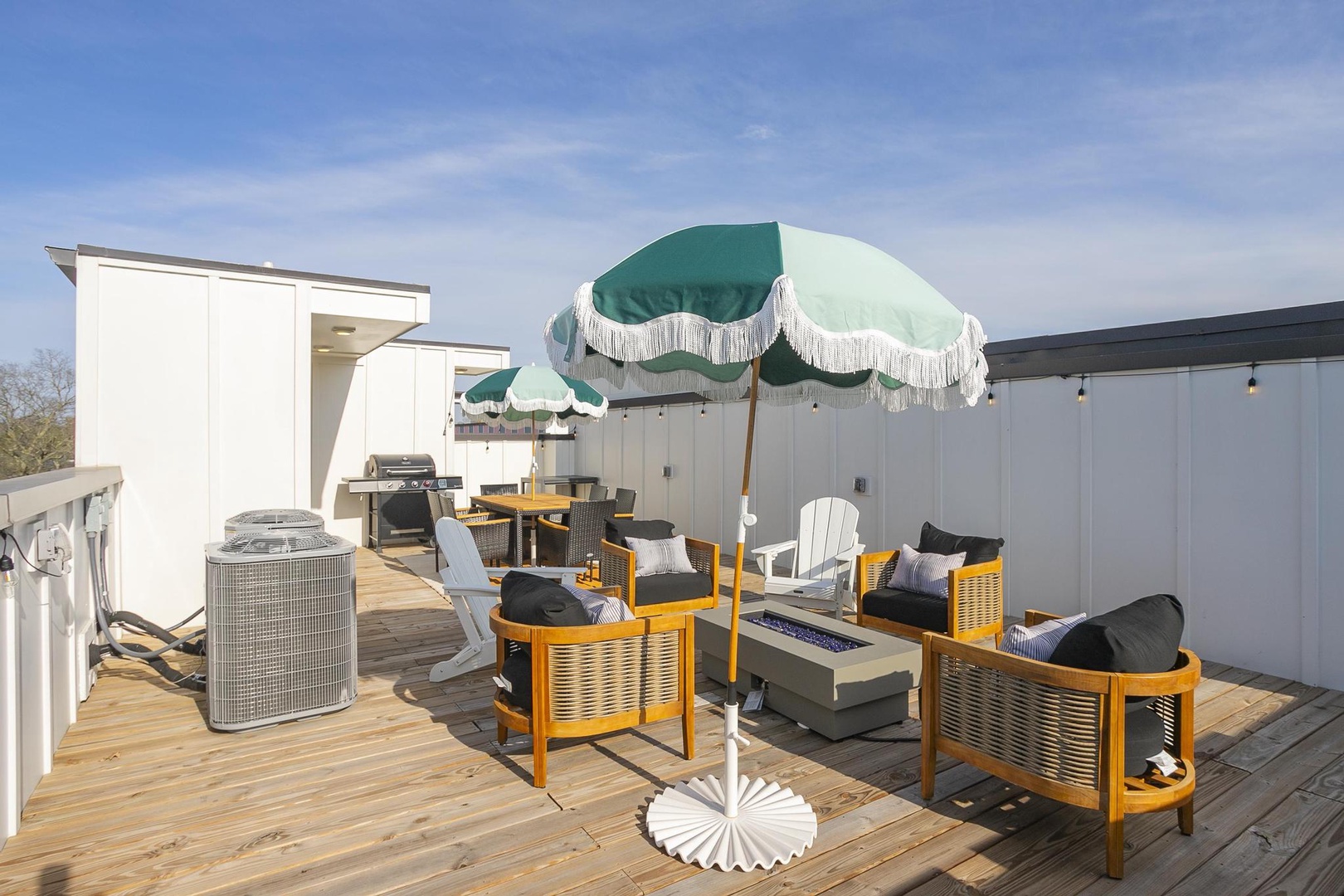 Rooftop with Fire PitRooftop with Fire Pit