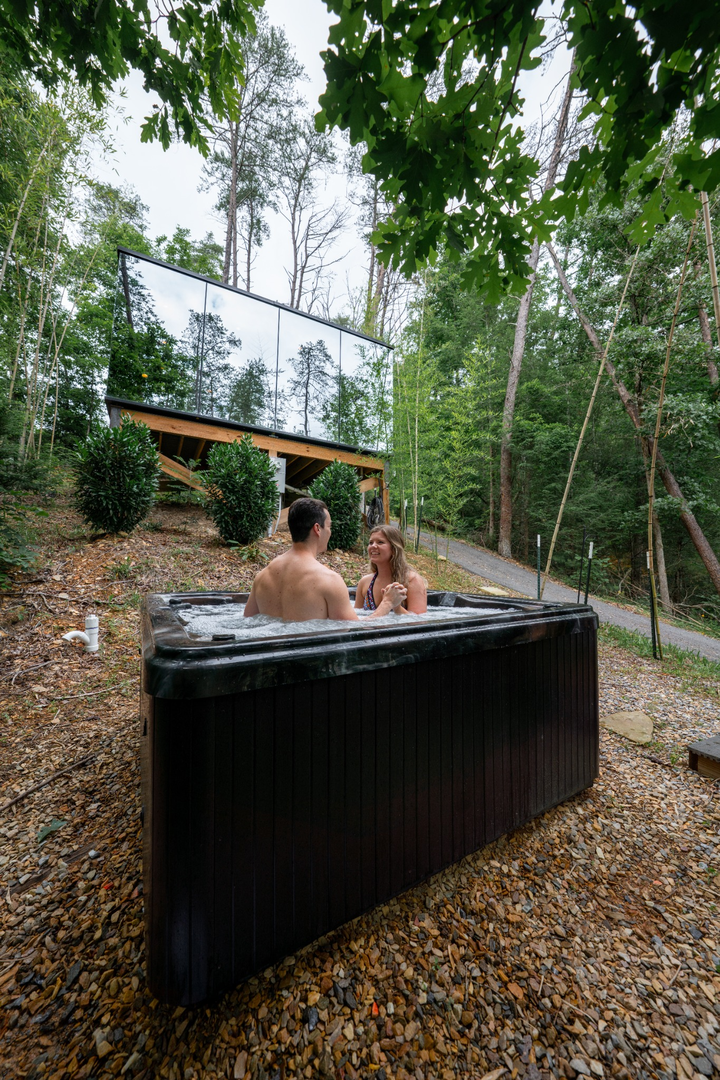 Bath tub