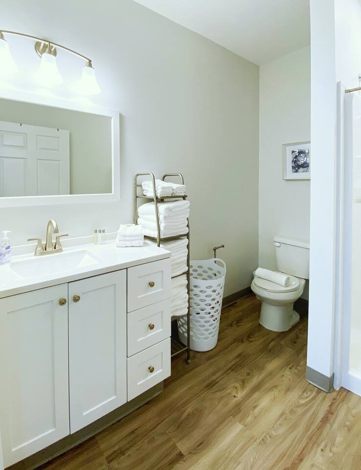 Ring of Fire Retreat Bathroom 1