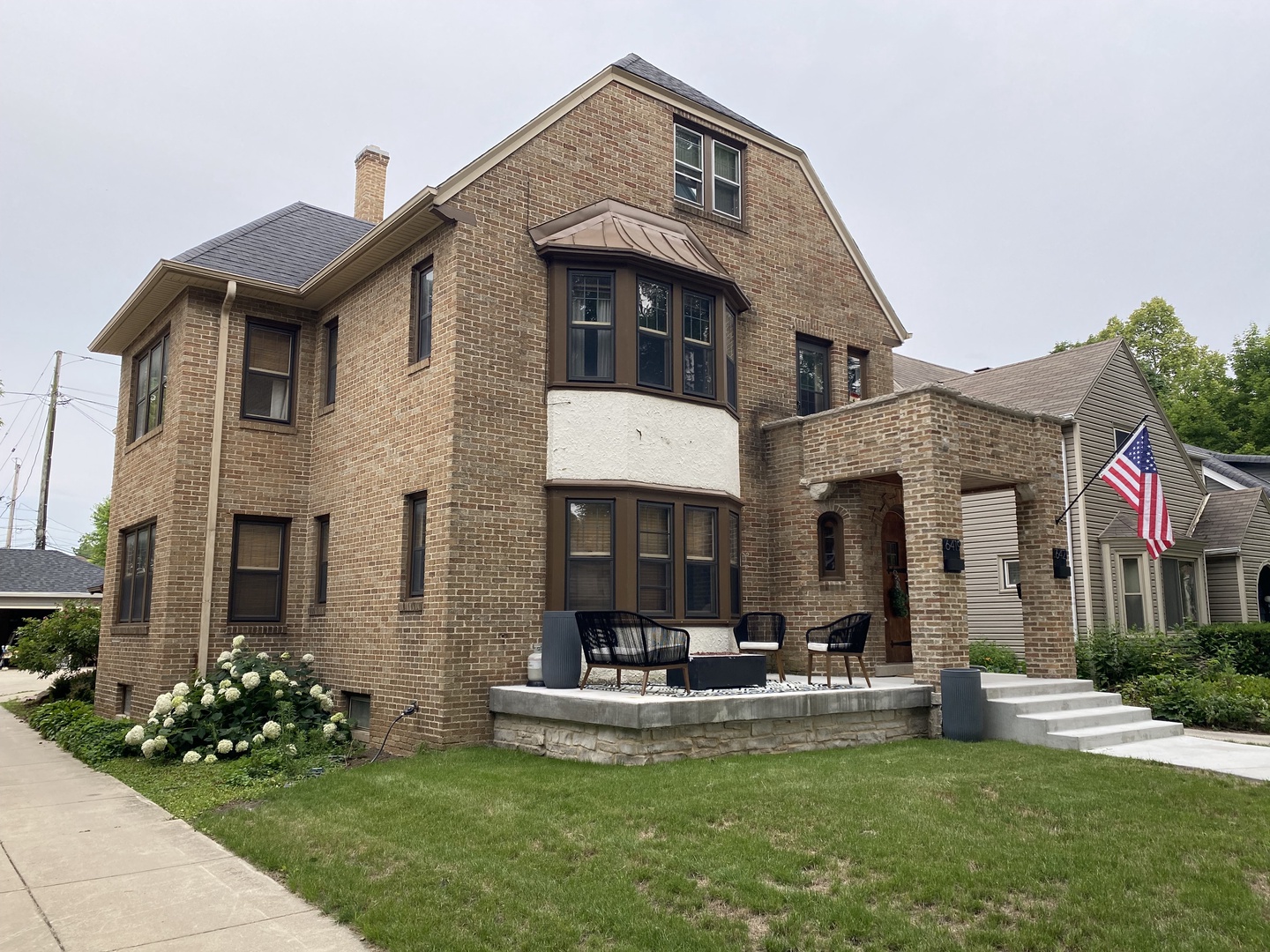 Historic Renovated 3Br in Wonderful Neighborhood