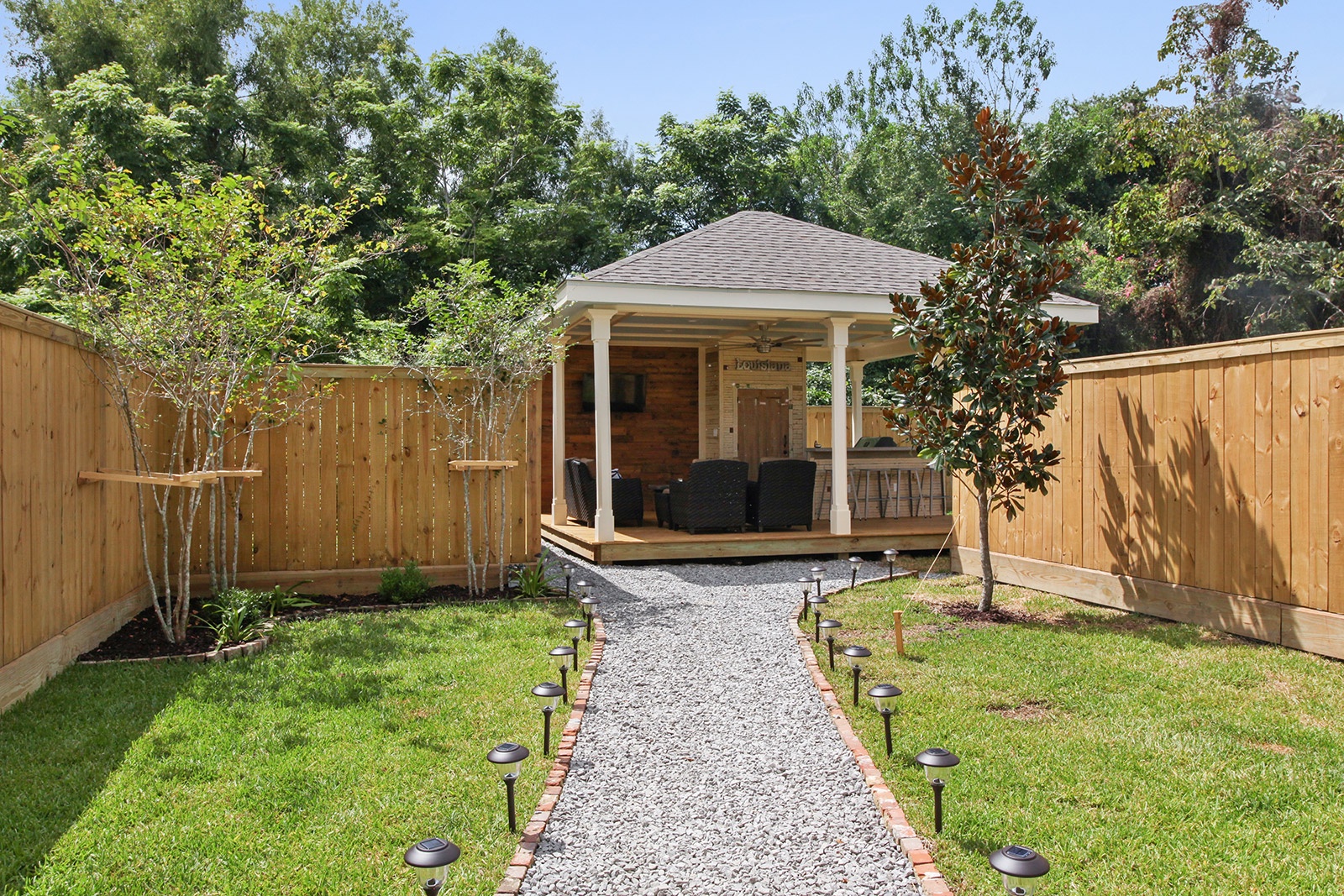 Outdoor Kitchen