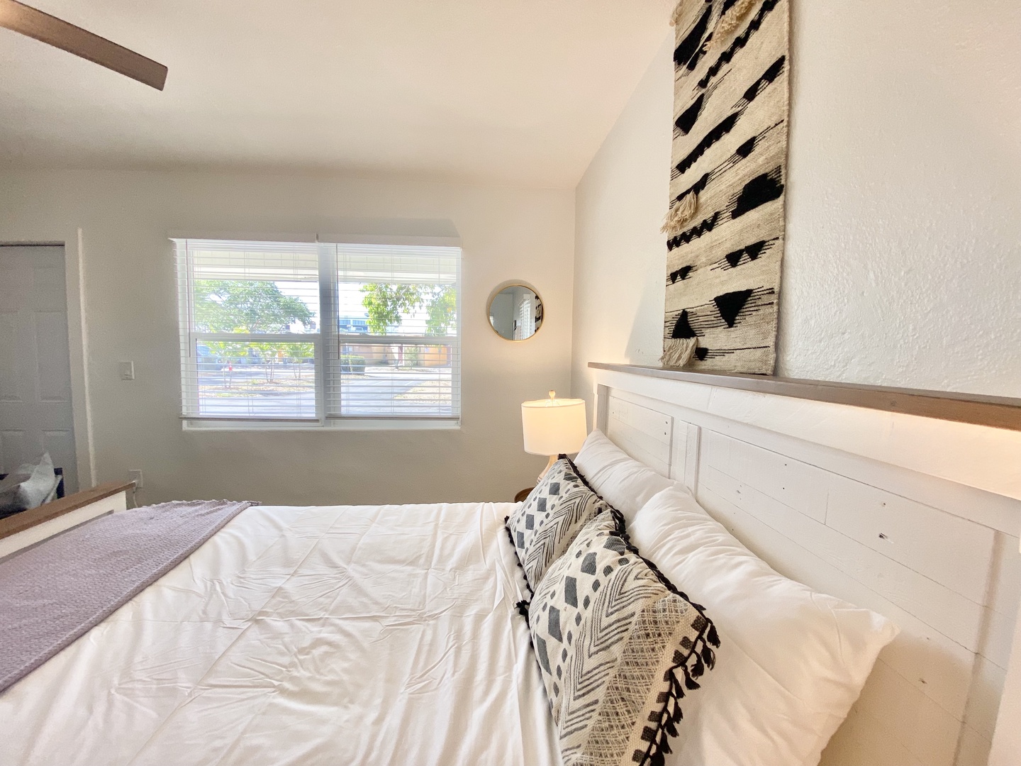 Jambu Studios, renovated with Wifi and Parking 10