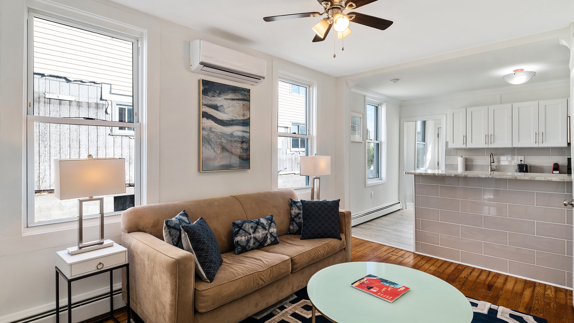 Beach House Style 1BR Parking near Beach