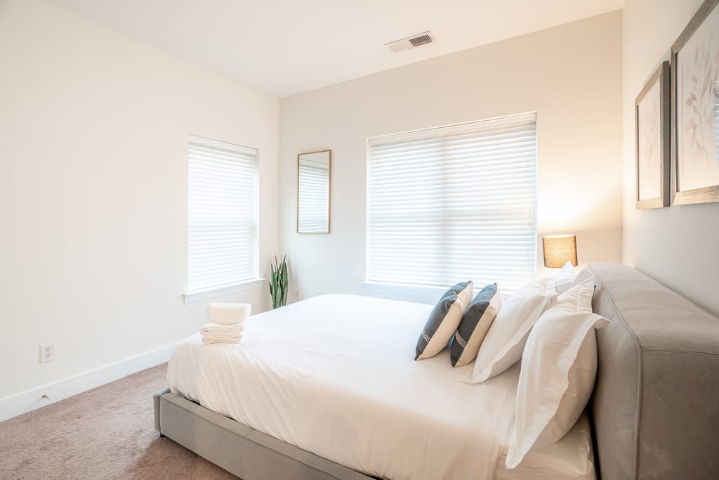 Small & Bright 1BR in NoDa Area
