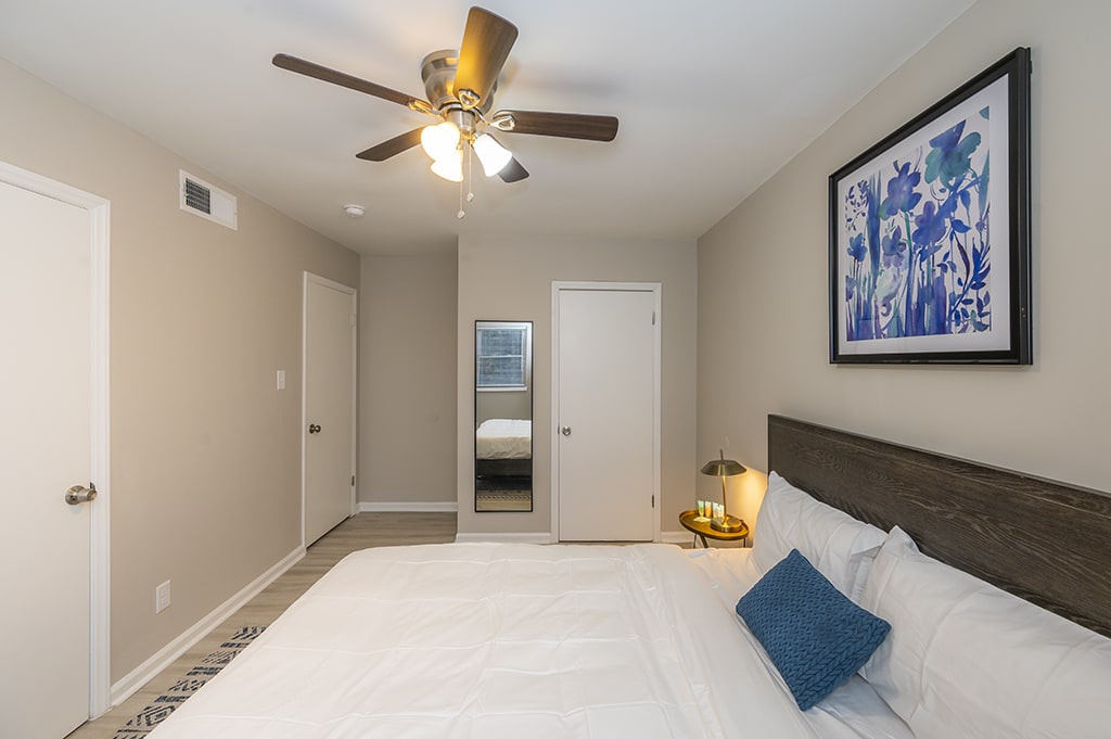 Spacious & Cozy 2BR with Parking
