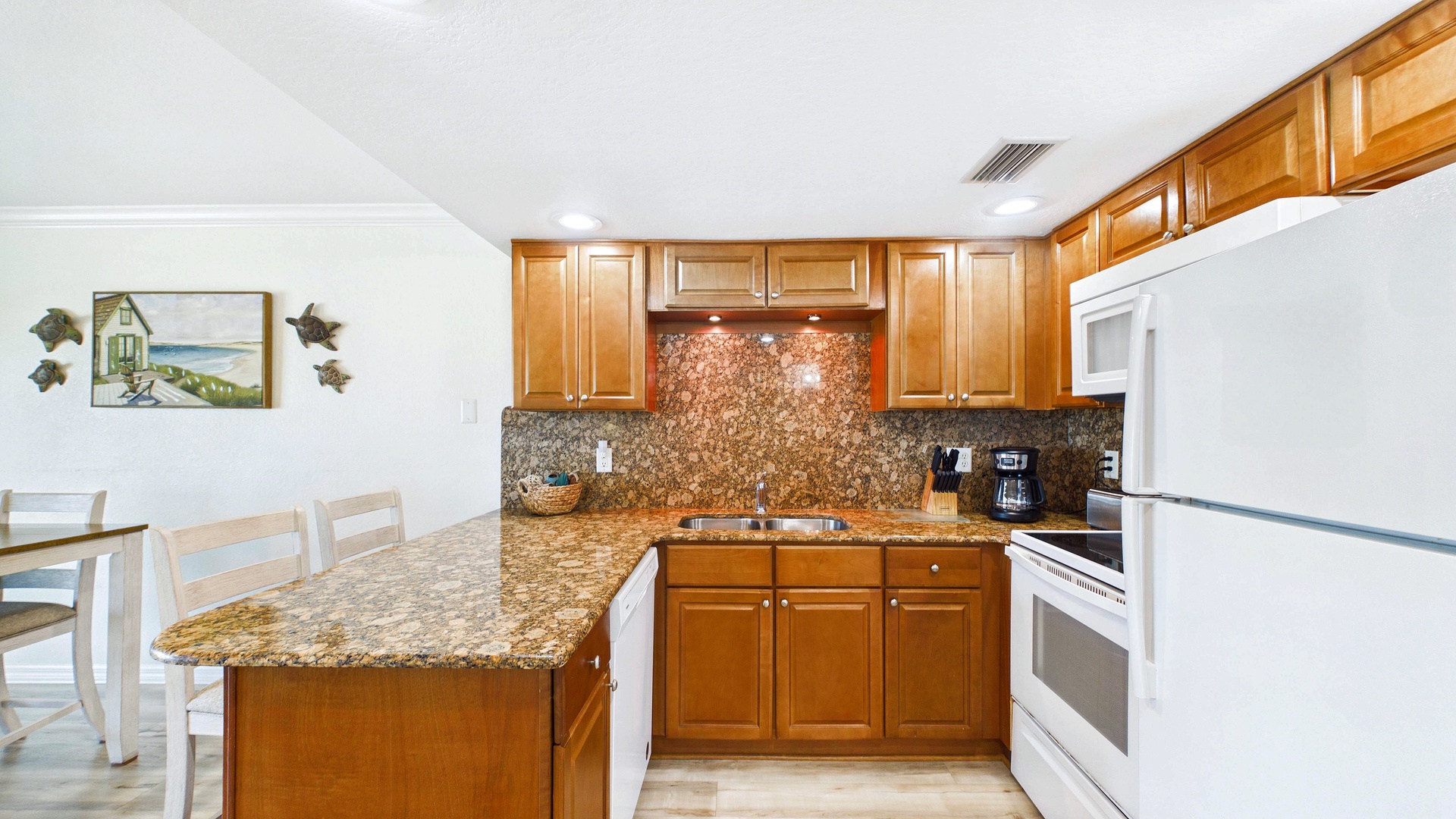 SouthBeach405Kitchen(1)