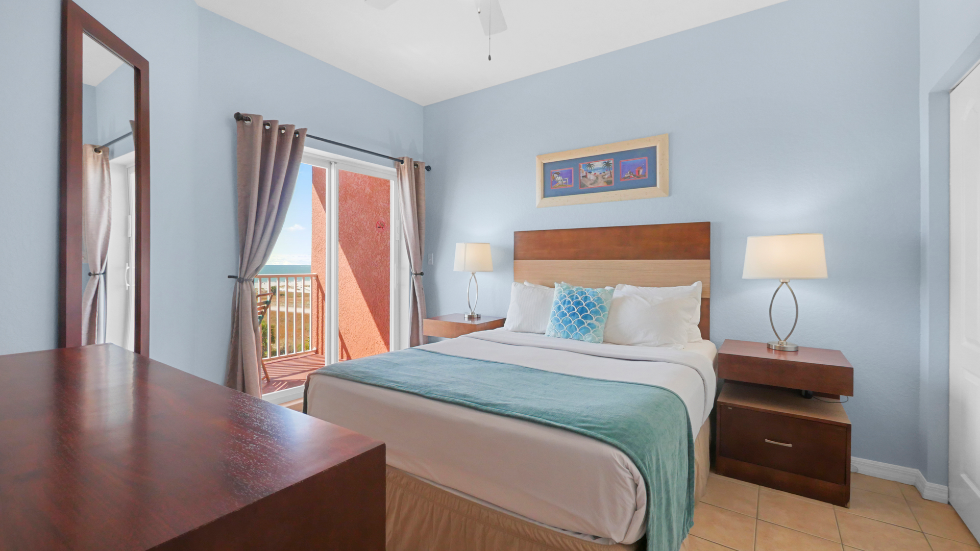 Surf Beach Room 603 Guest Bedroom (1)