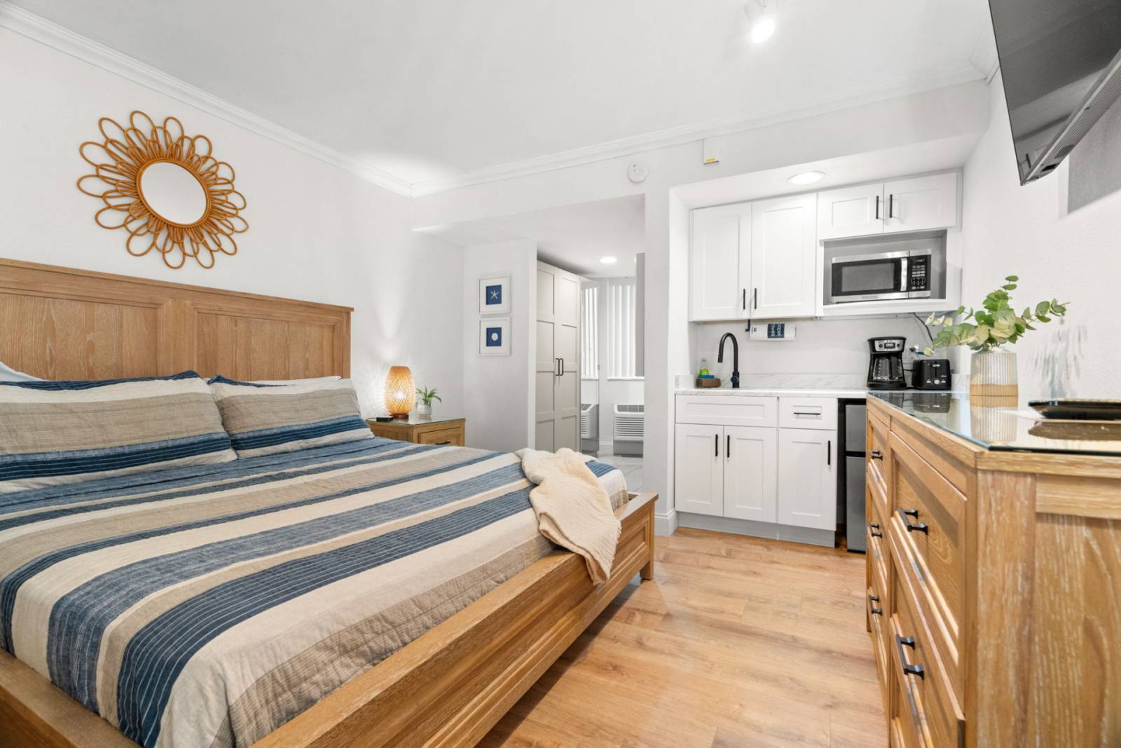 Kitchenette