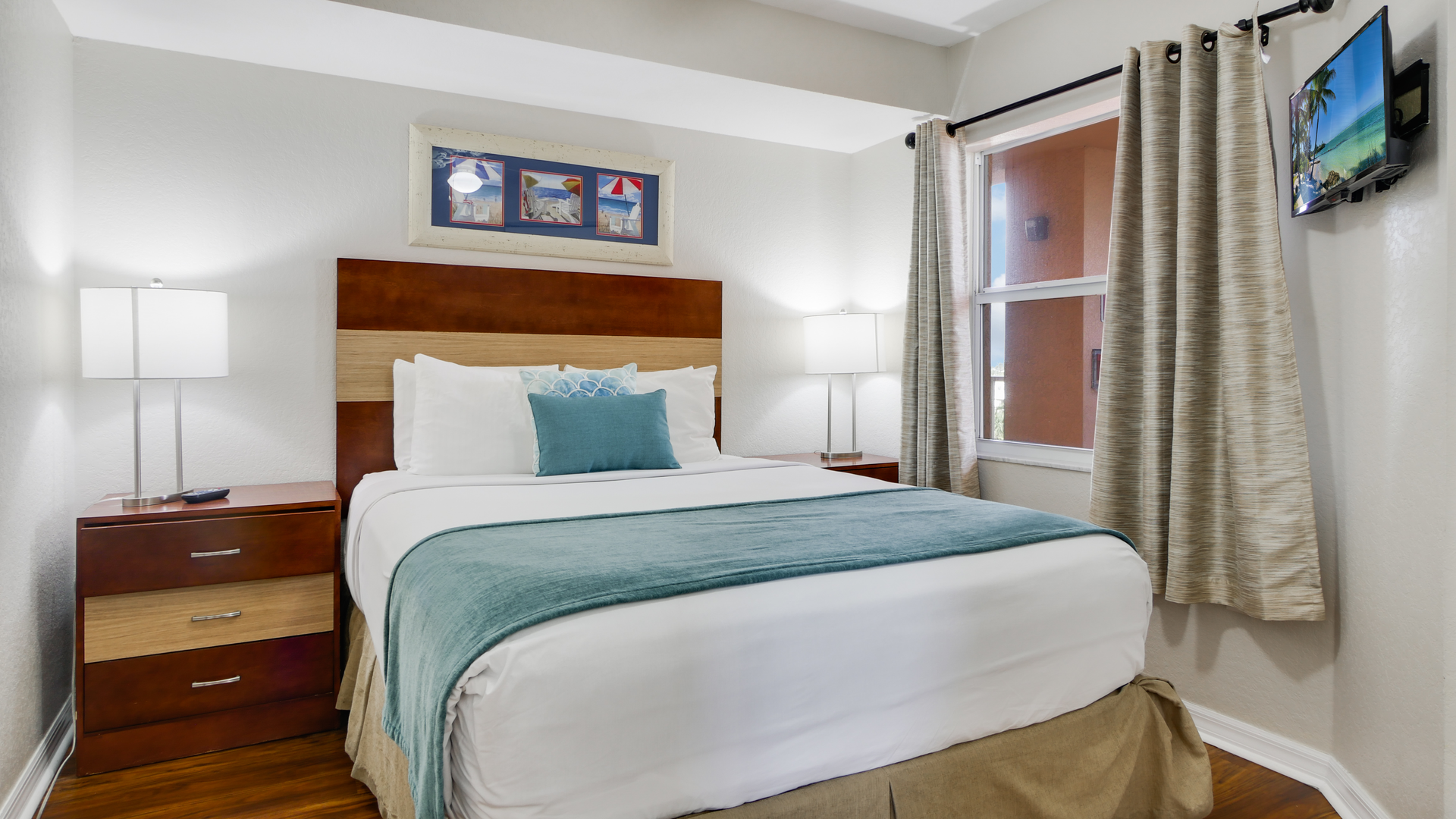 Surf Beach Room 401 Guest Bedroom (1)