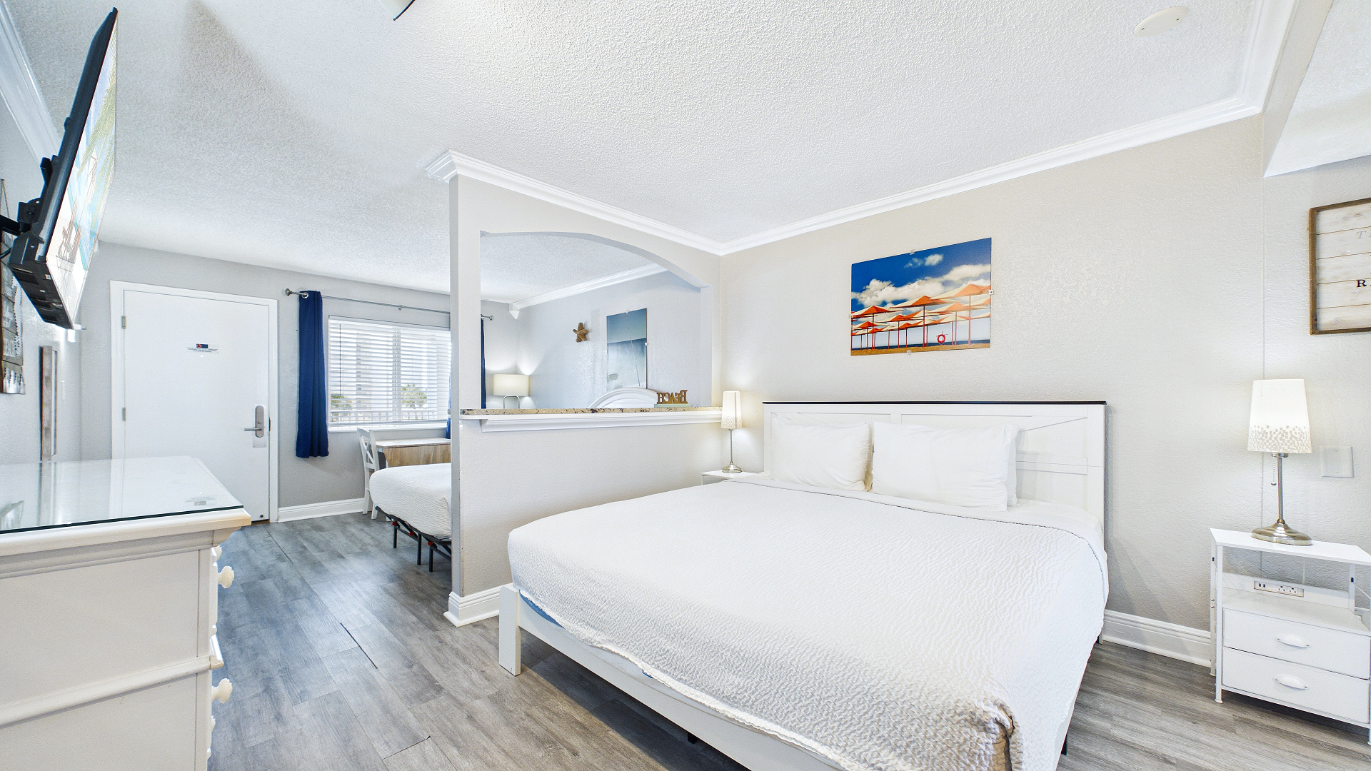 2 Queen Beds