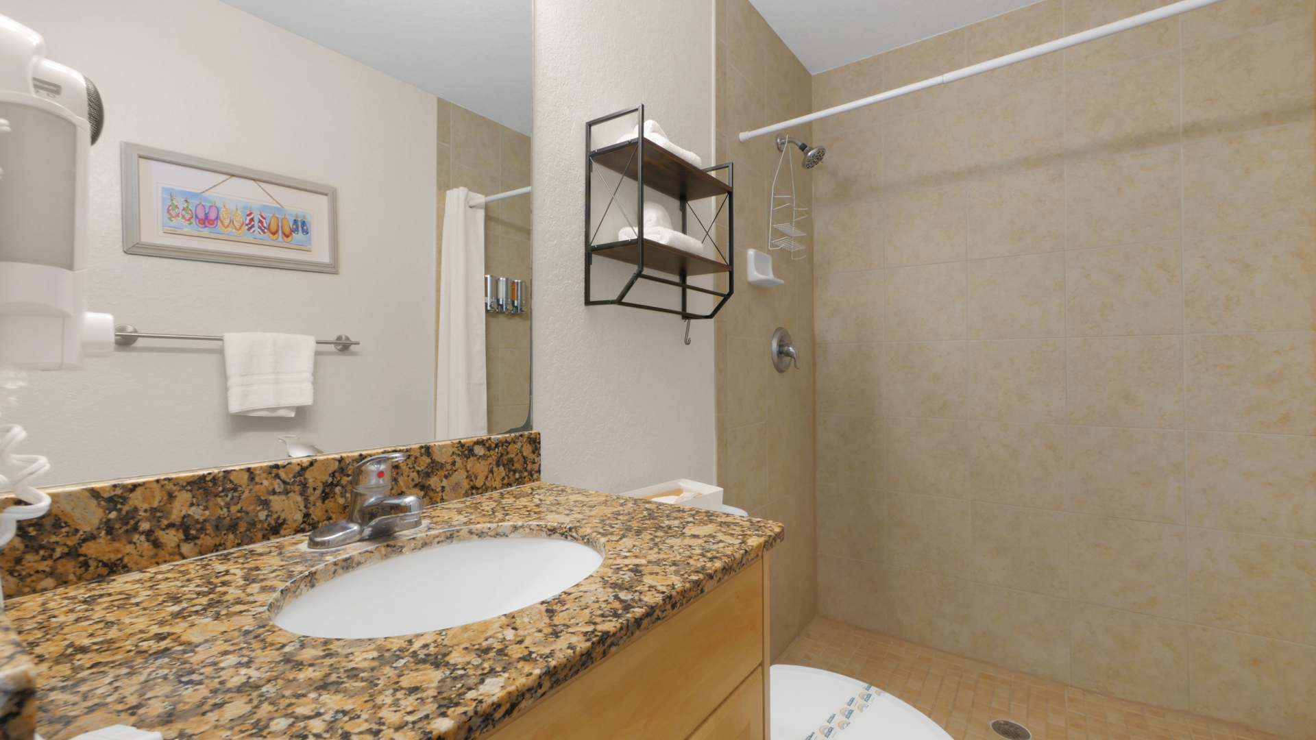 Surf Beach Room 601 Guest Bathoom