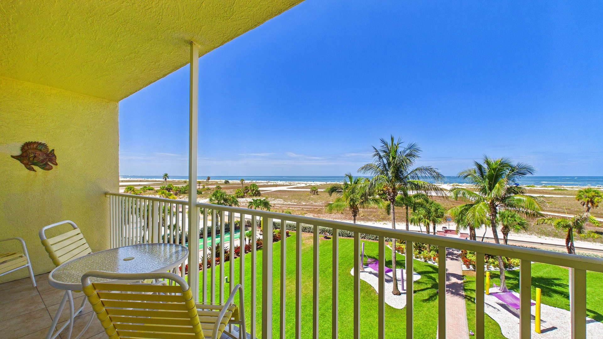 SouthBeach405Balcony(1)