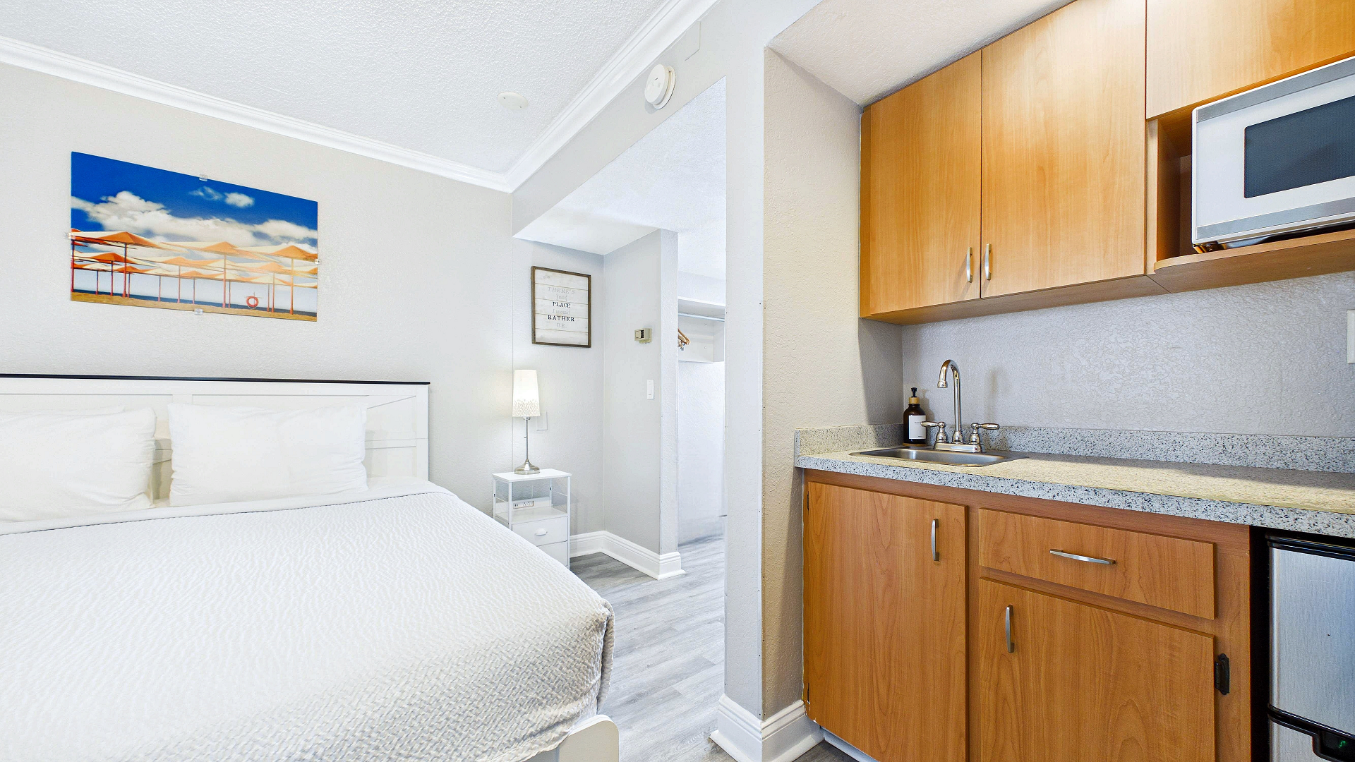 Kitchenette