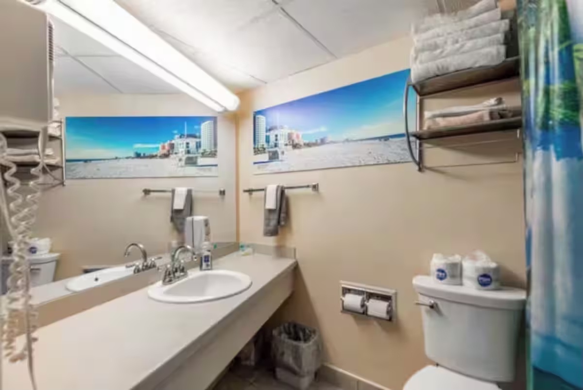 213 Bathroom