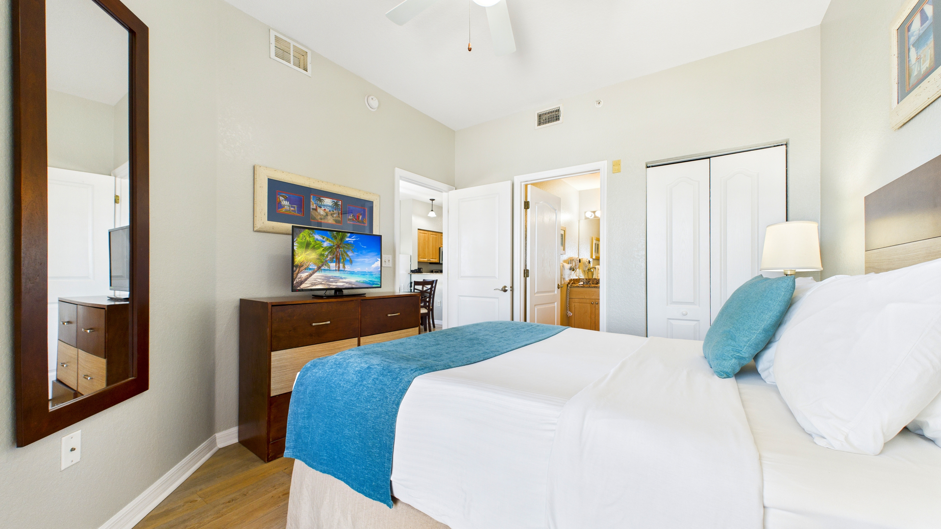 Surf Beach Room 606 Master Bathroom