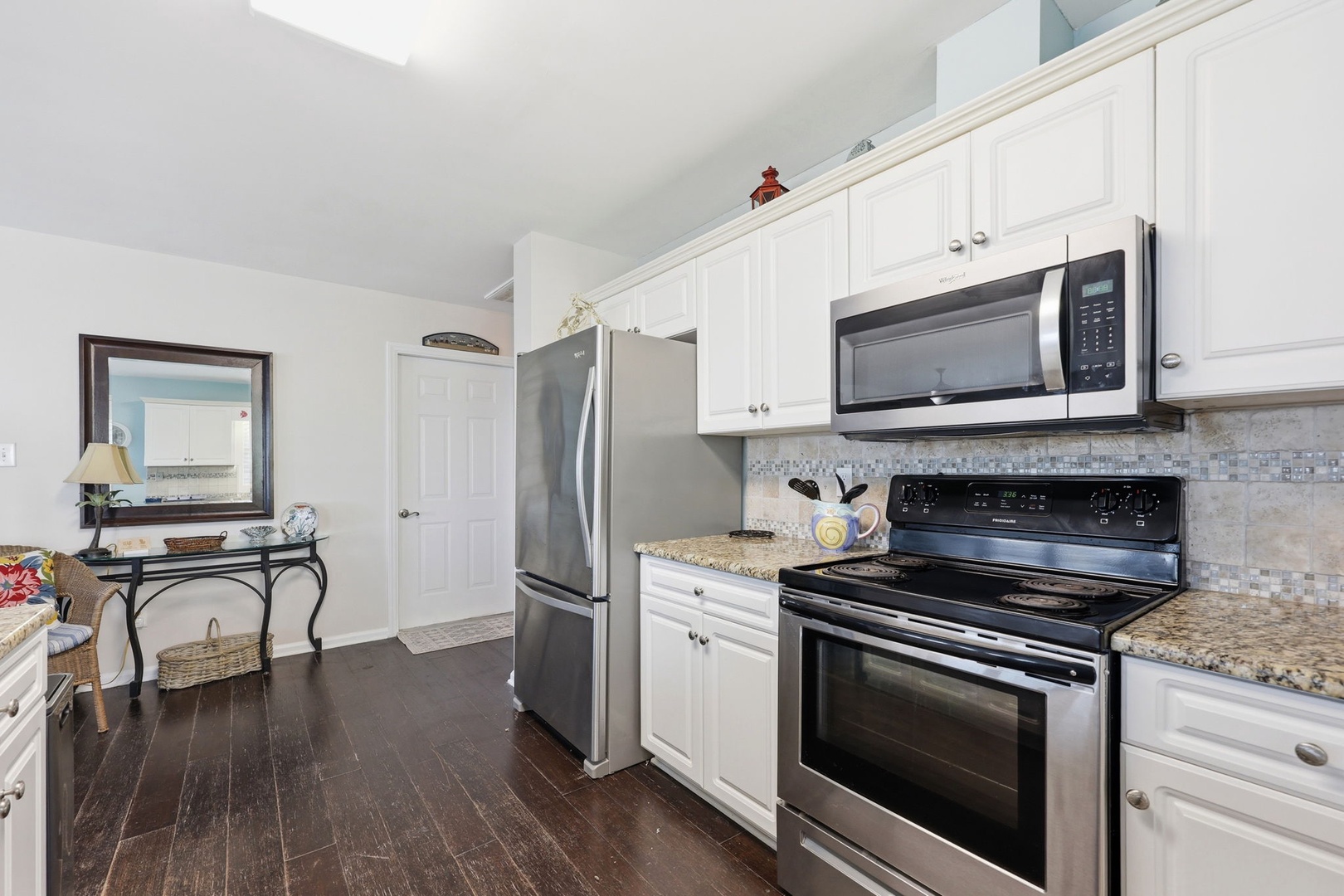 32-web-or-mls-6404 Ocean Dr East 042_edit