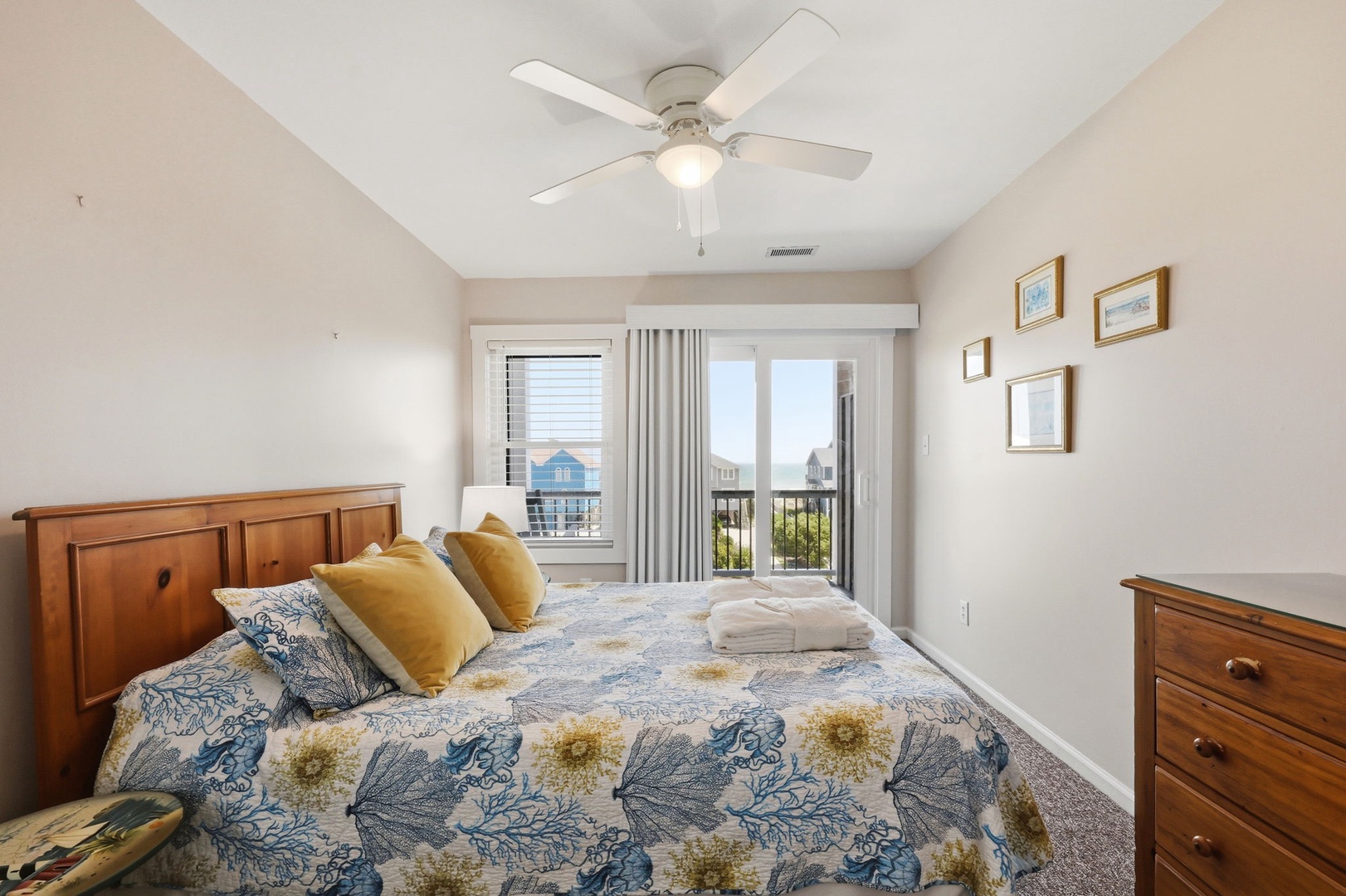 43-web-or-mls-6404 Ocean Dr East 075