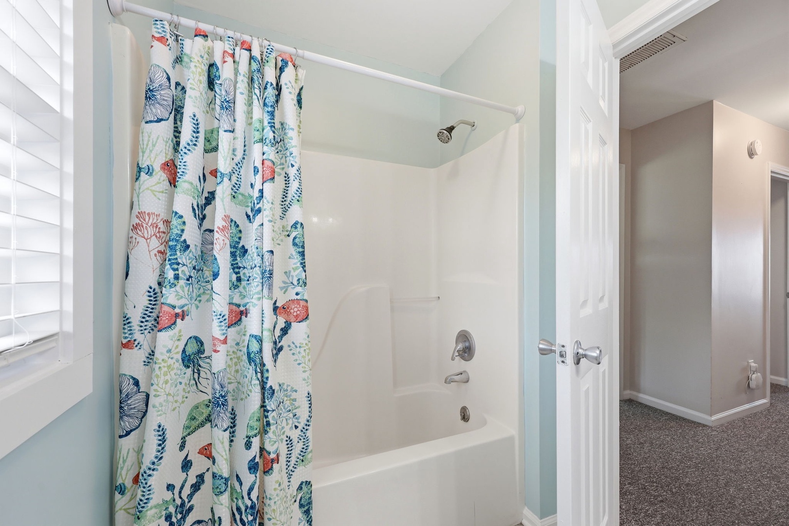 51-web-or-mls-6404 Ocean Dr East 099