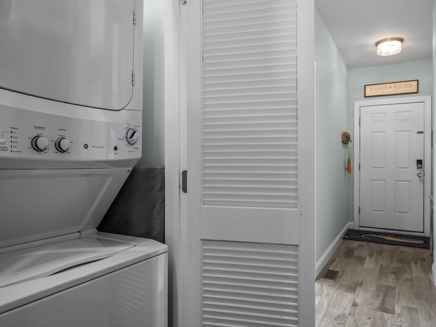 Your in-unit washer and dryer make it easy to pack light and keep your clothes fresh throughout your stay.