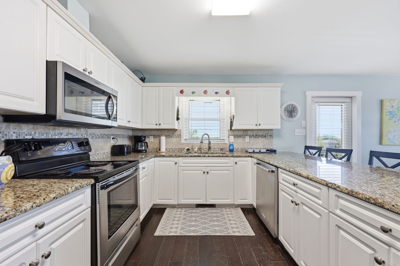 29-web-or-mls-6404 Ocean Dr East 033