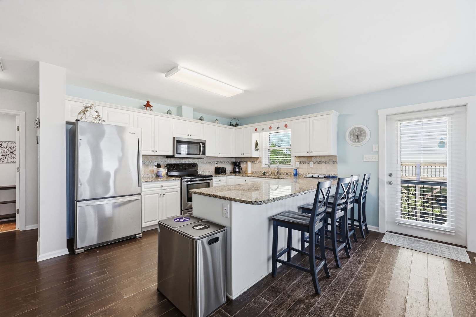 28-web-or-mls-6404 Ocean Dr East 030