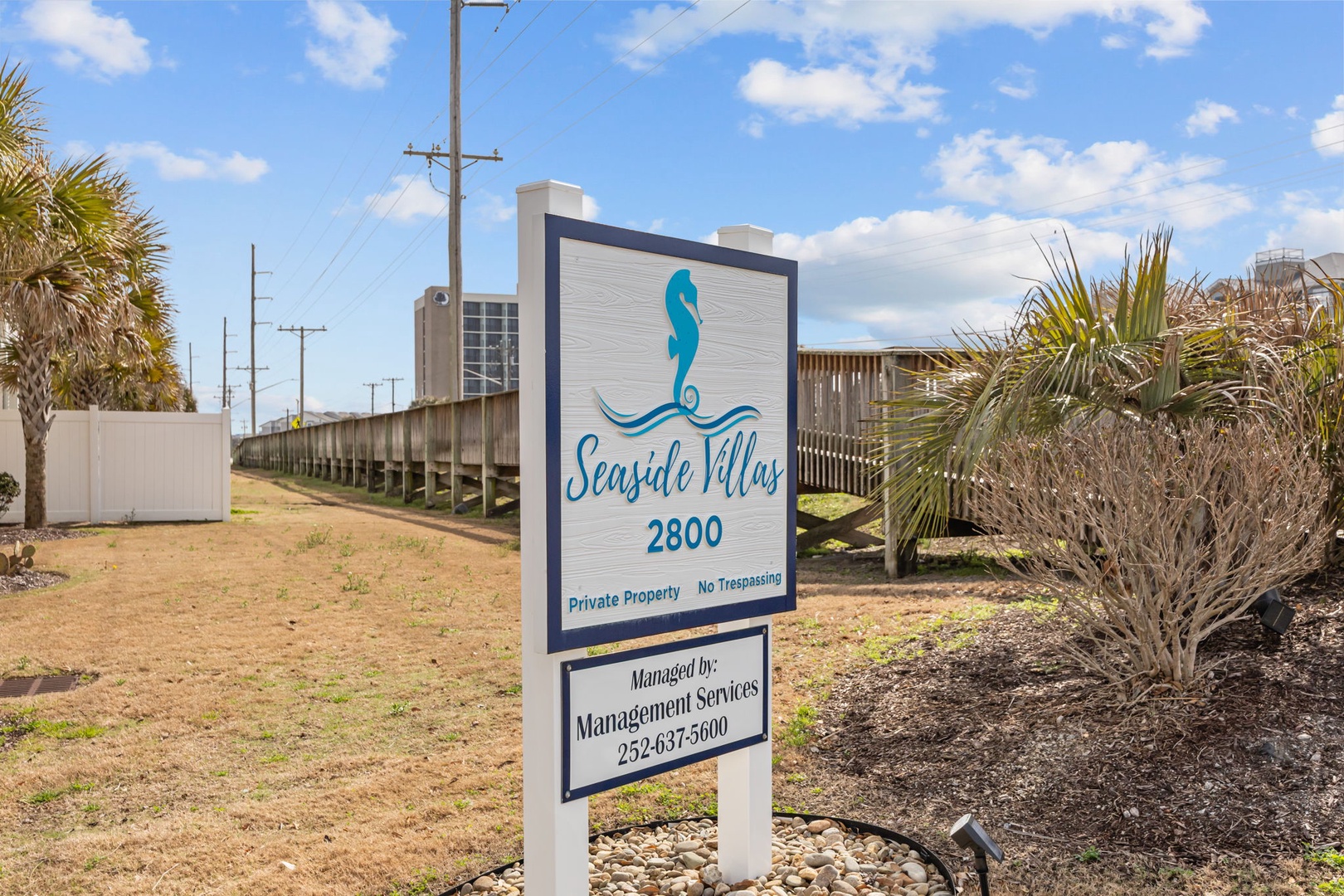 Welcome to Seaside Villas, where coastal charm meets modern comfort in this beautifully managed beachside community.