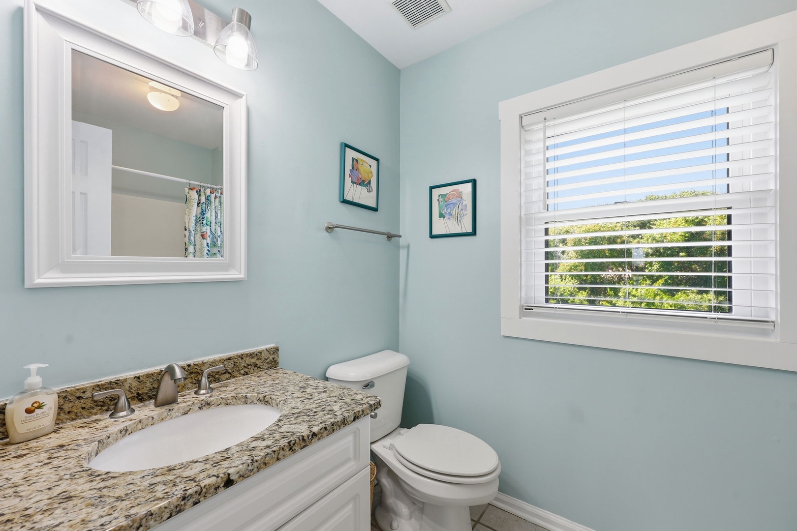 50-web-or-mls-6404 Ocean Dr East 096