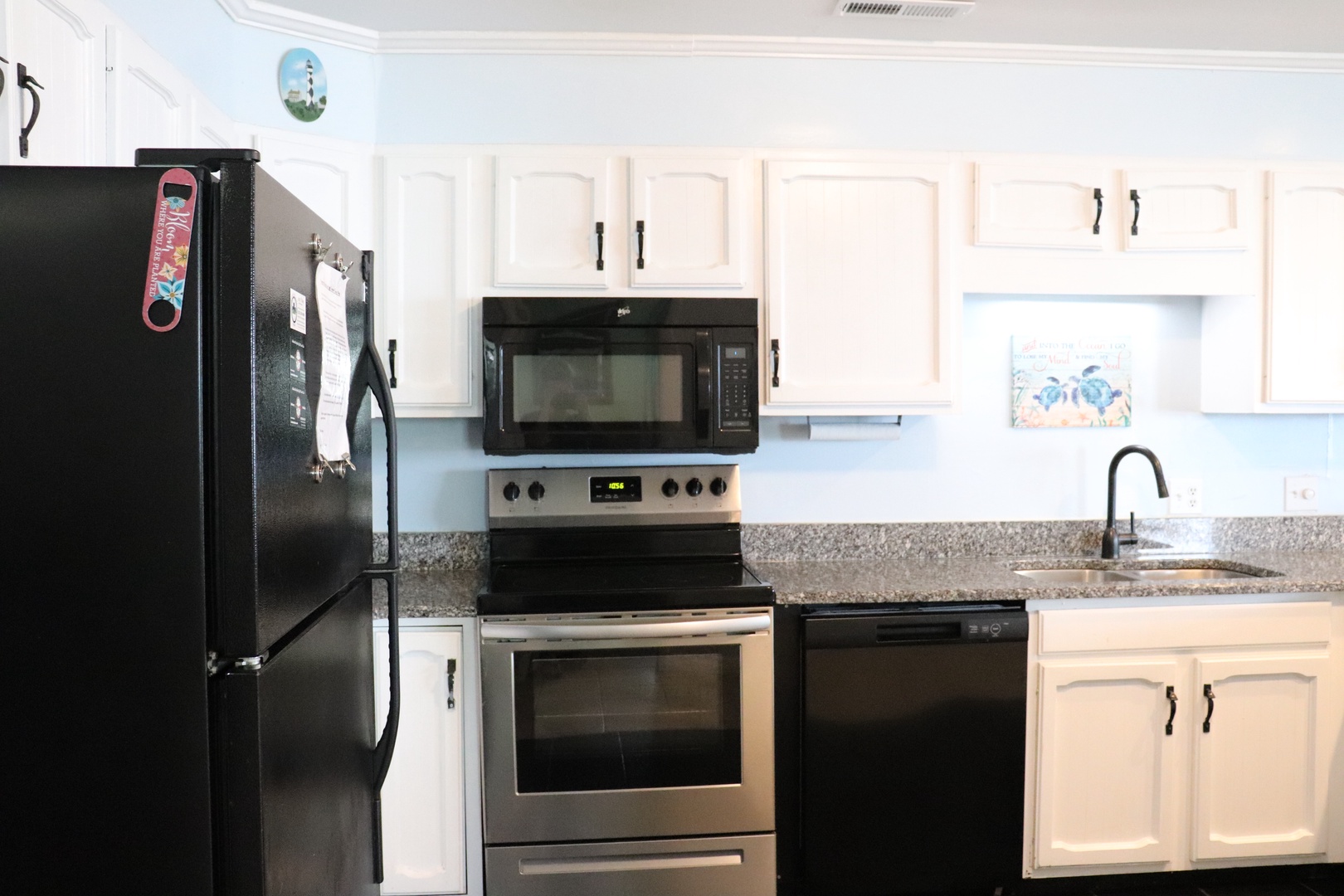 Your fully equipped kitchen makes it easy to whip up meals whenever the mood strikes, with stainless steel appliances and plenty of counter space for cooking at your own pace.