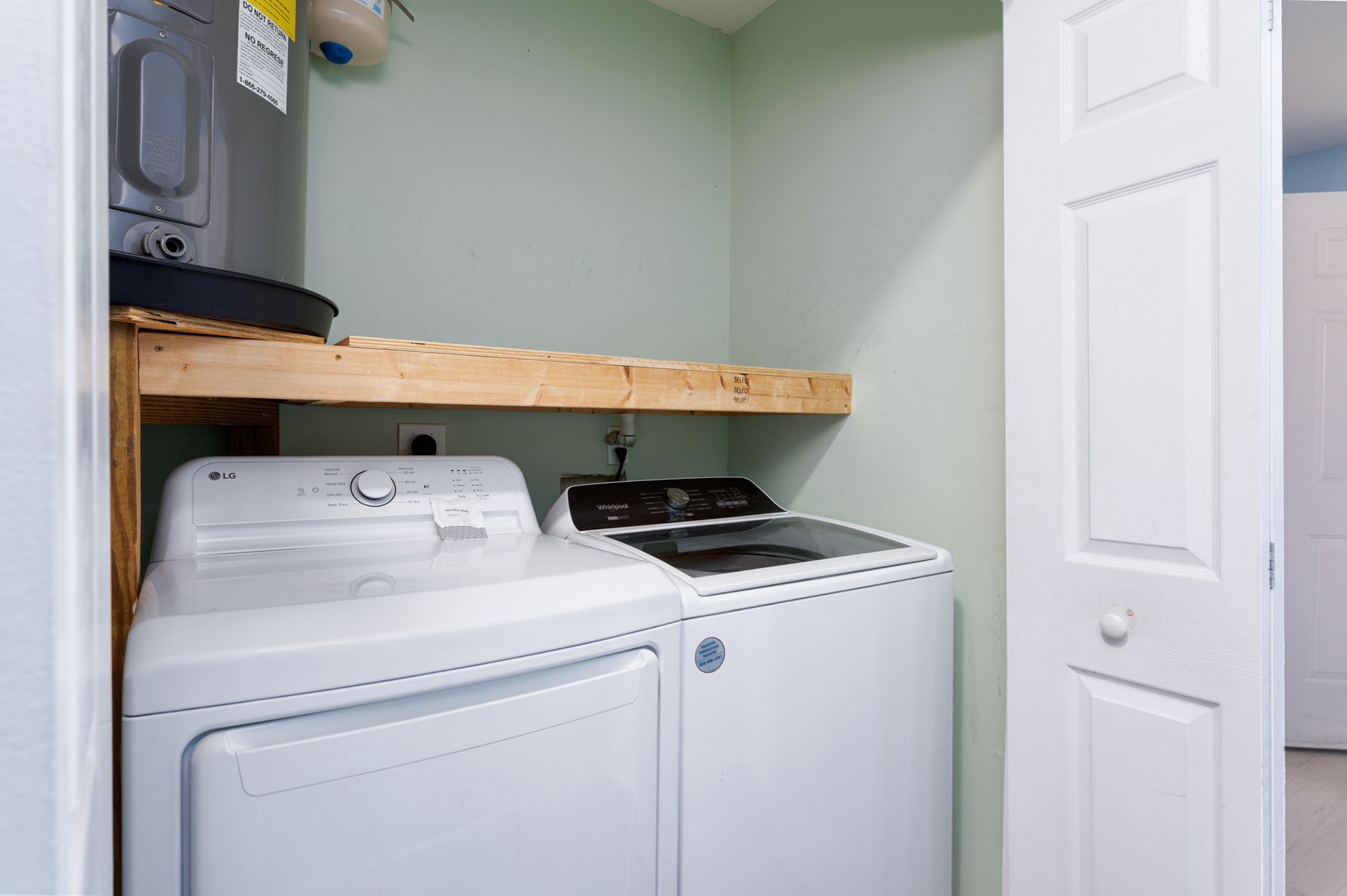 Your own in-unit laundry makes packing light a breeze. Fresh, clean clothes whenever you need them, with a washer, dryer, and extra storage right here.