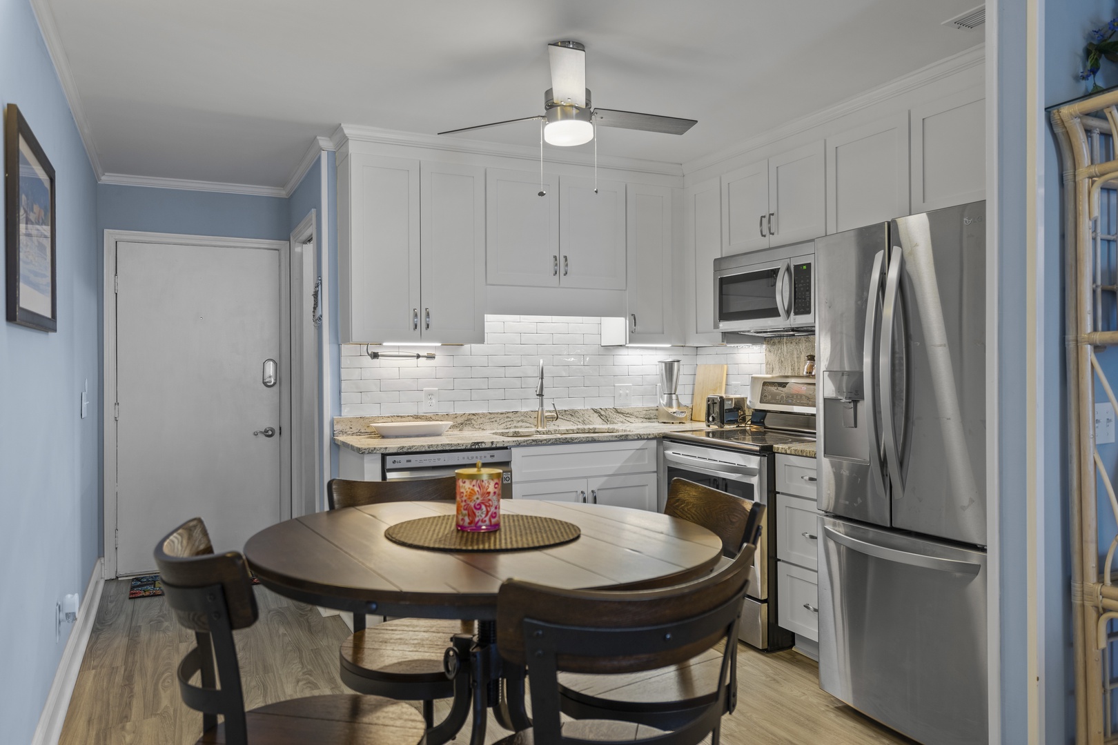 1404 Canal Drive. Unit 11 HDR (16)